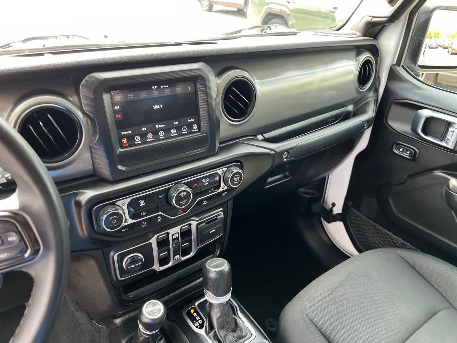 Thumbnail: 2023 Jeep Gladiator - 35