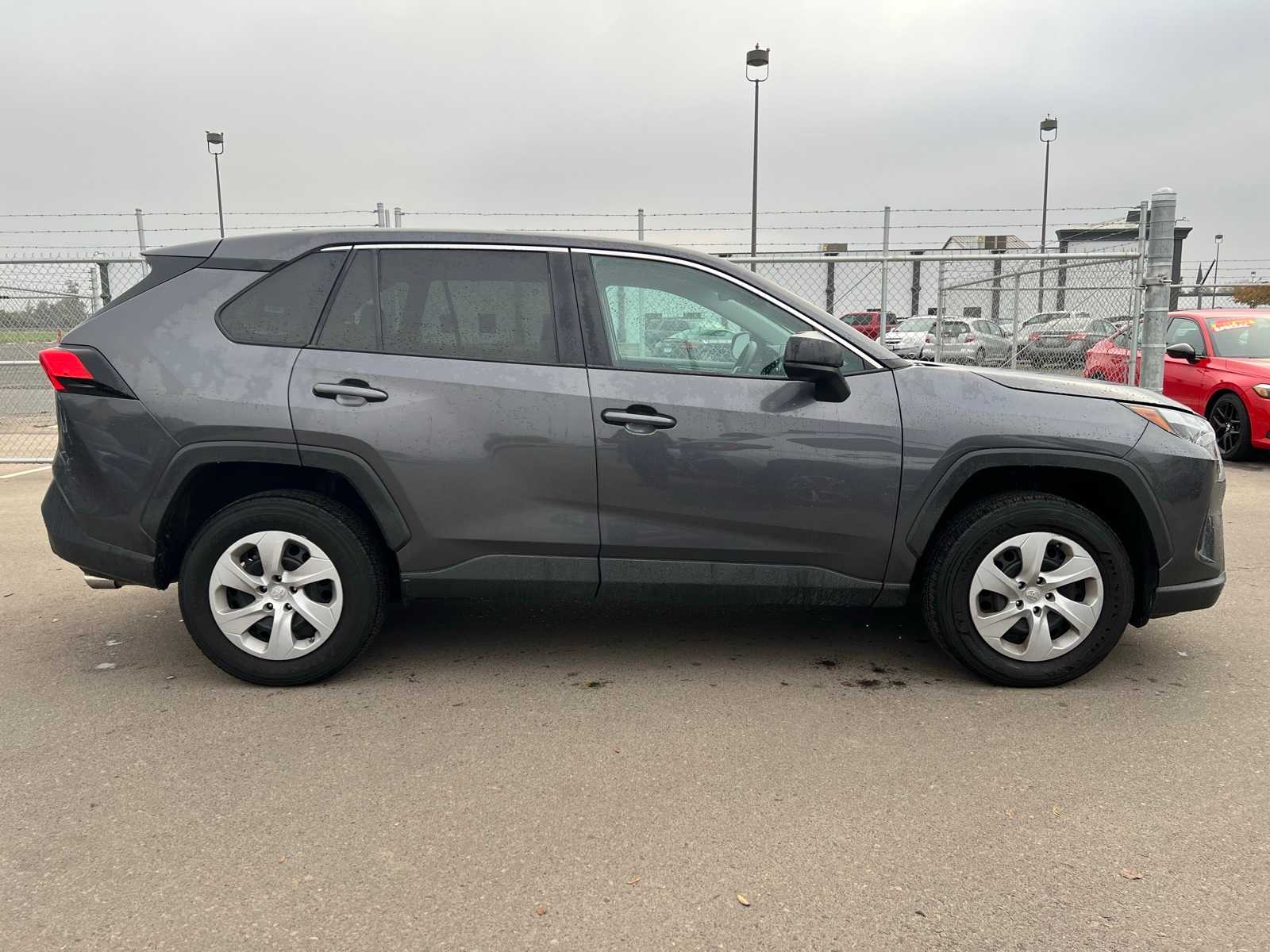 Thumbnail: 2024 Toyota RAV4 - 10