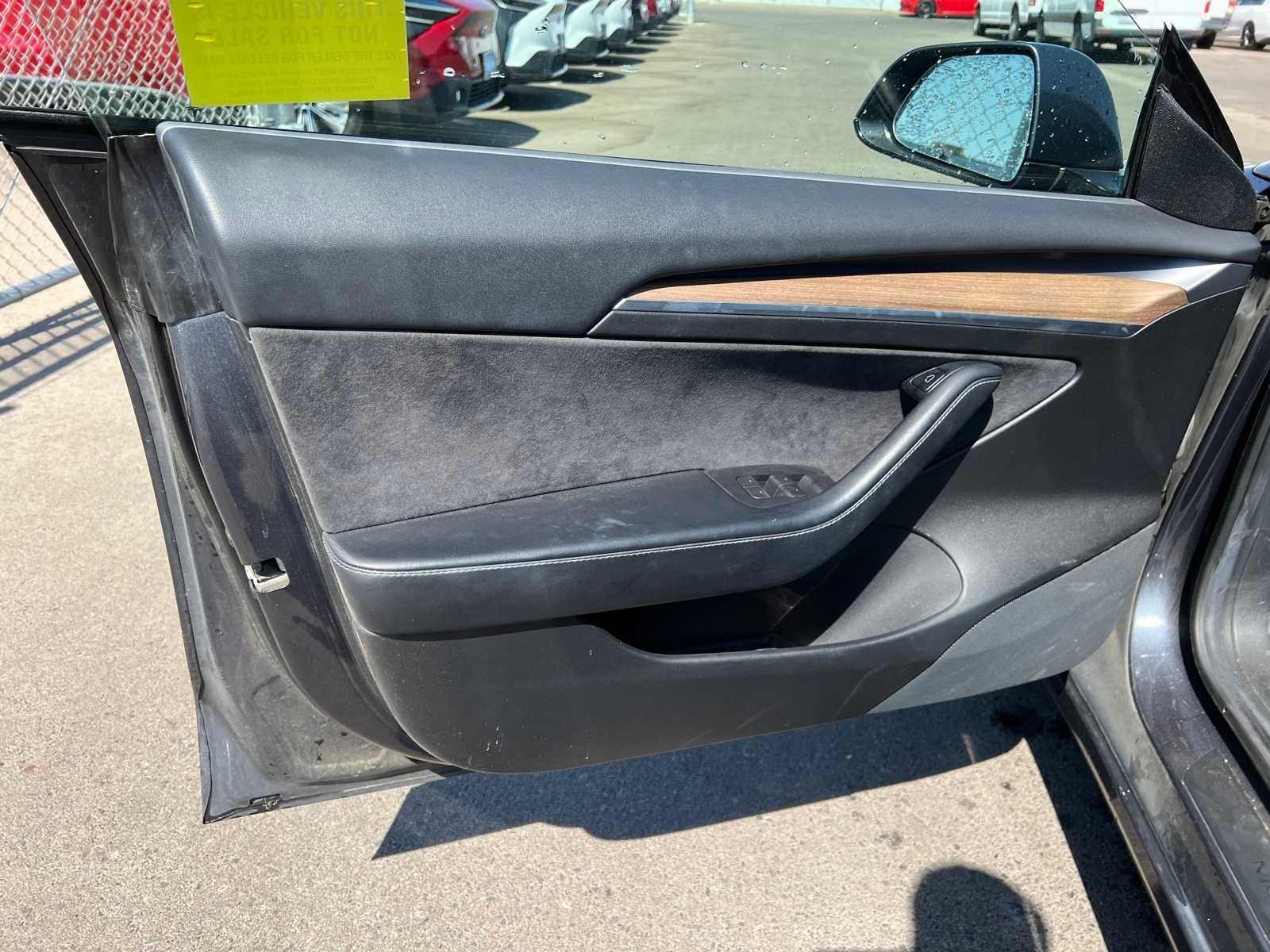 Thumbnail: 2021 Tesla Model 3 - 15