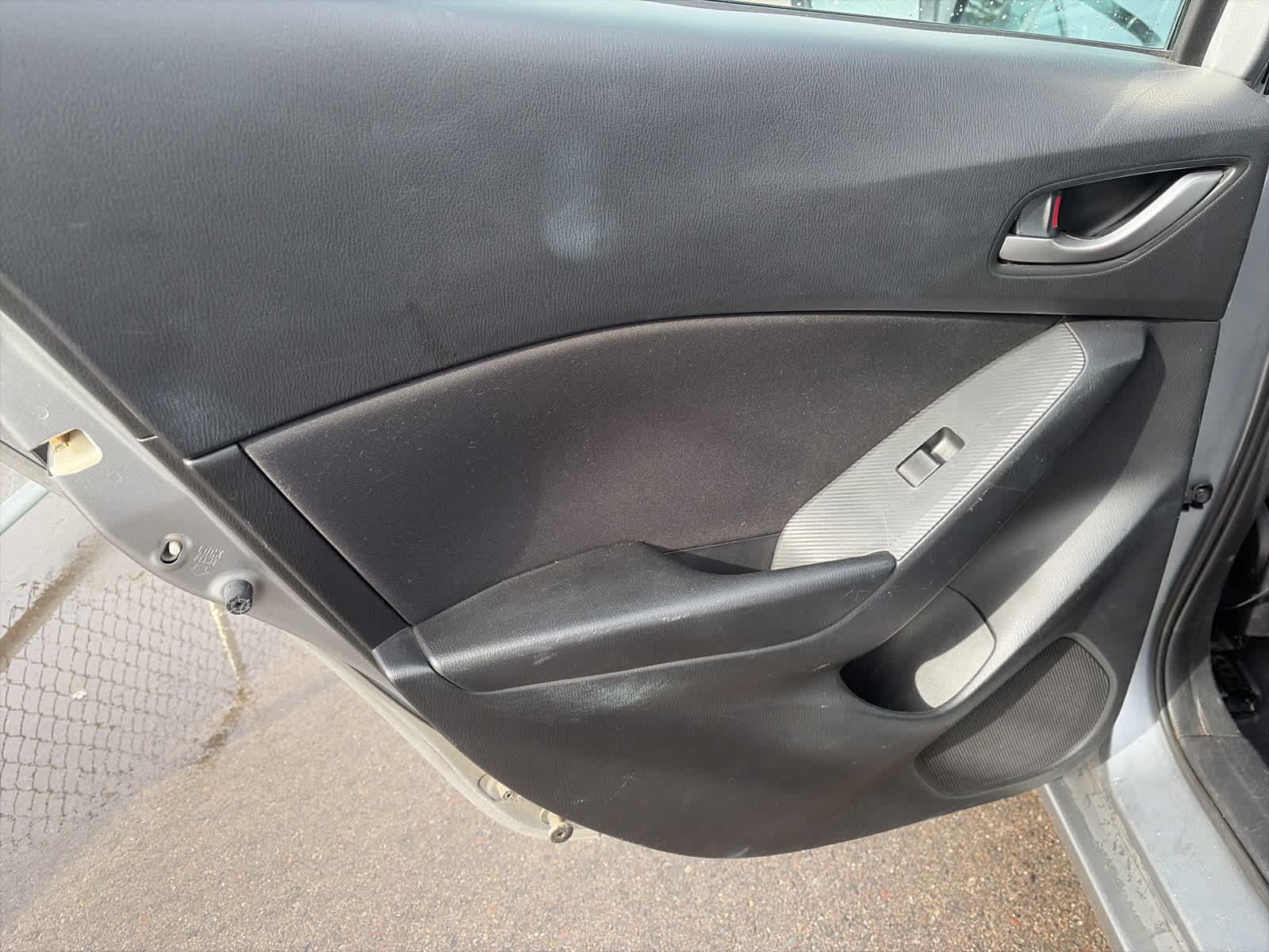 Thumbnail: 2015 Mazda Mazda3 - 20