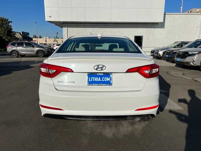 Thumbnail: 2015 Hyundai Sonata - 4