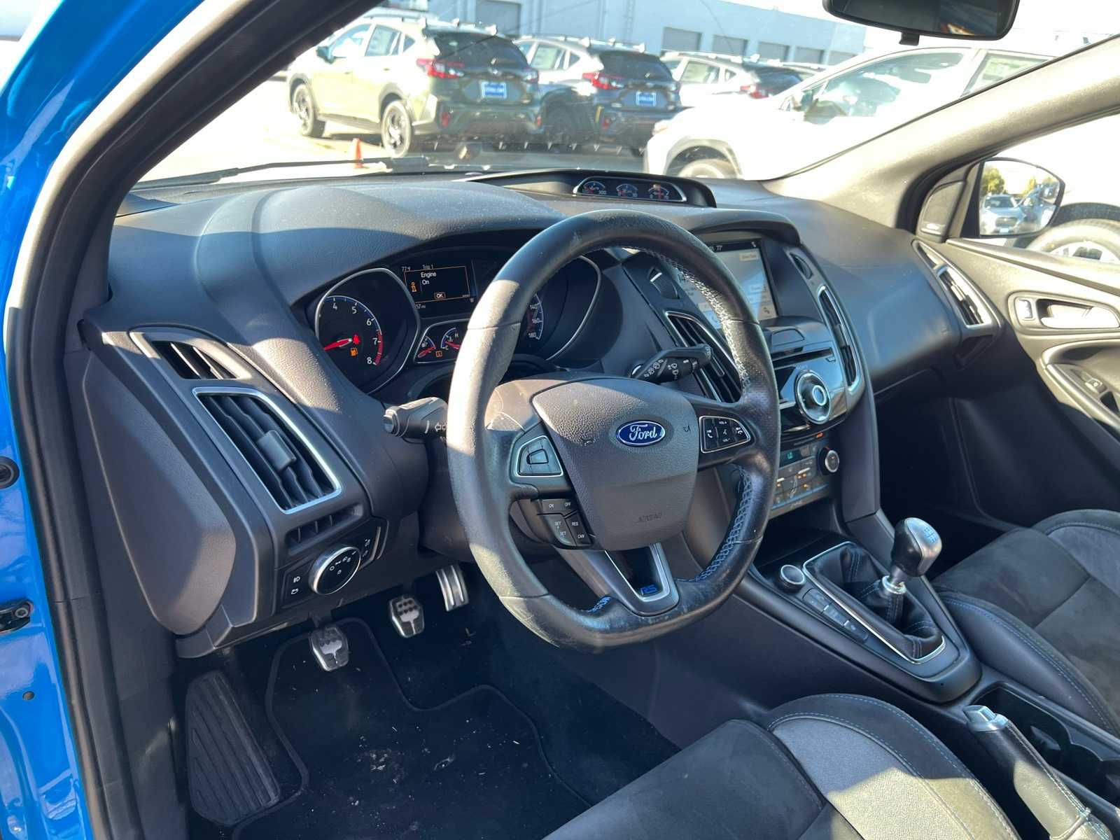 Thumbnail: 2017 Ford Focus - 14