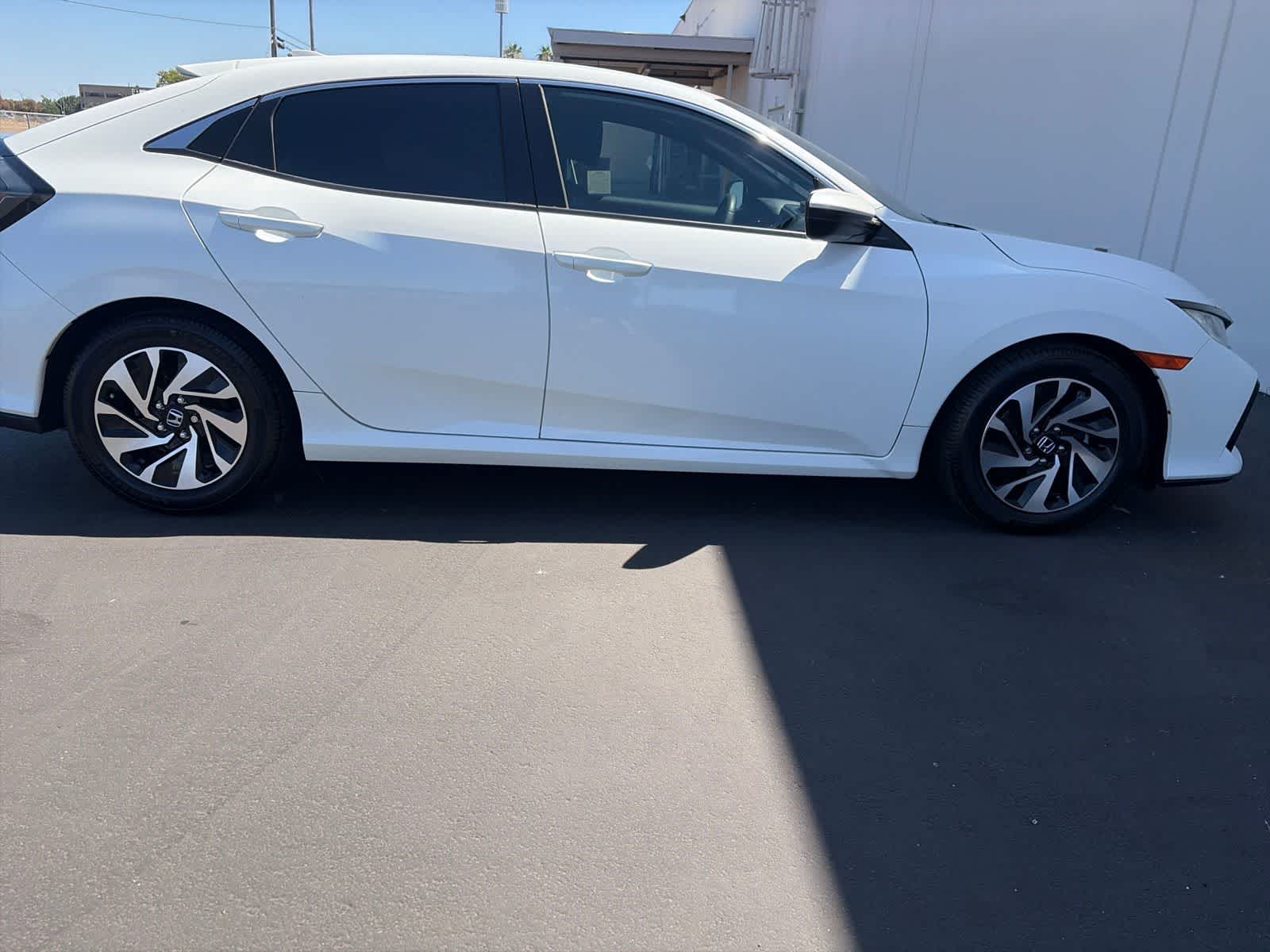 Thumbnail: 2017 Honda Civic - 15
