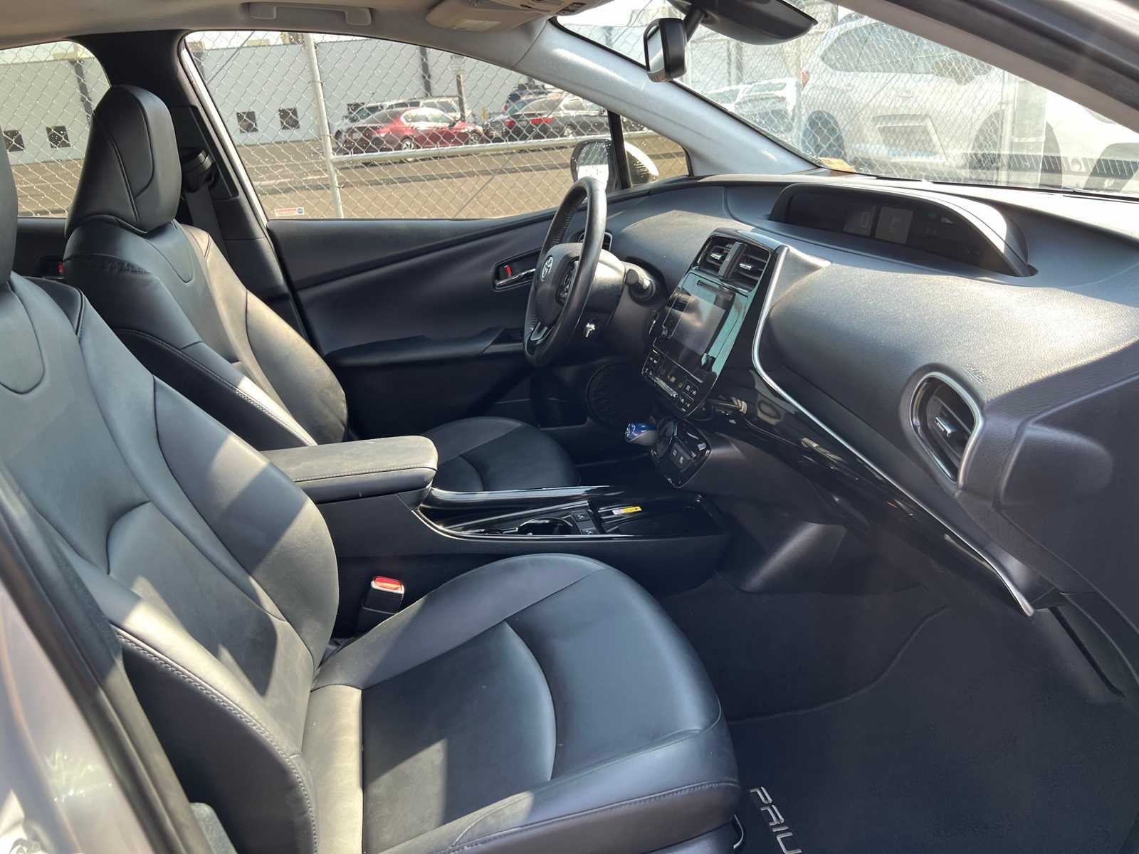 Thumbnail: 2019 Toyota Prius - 27