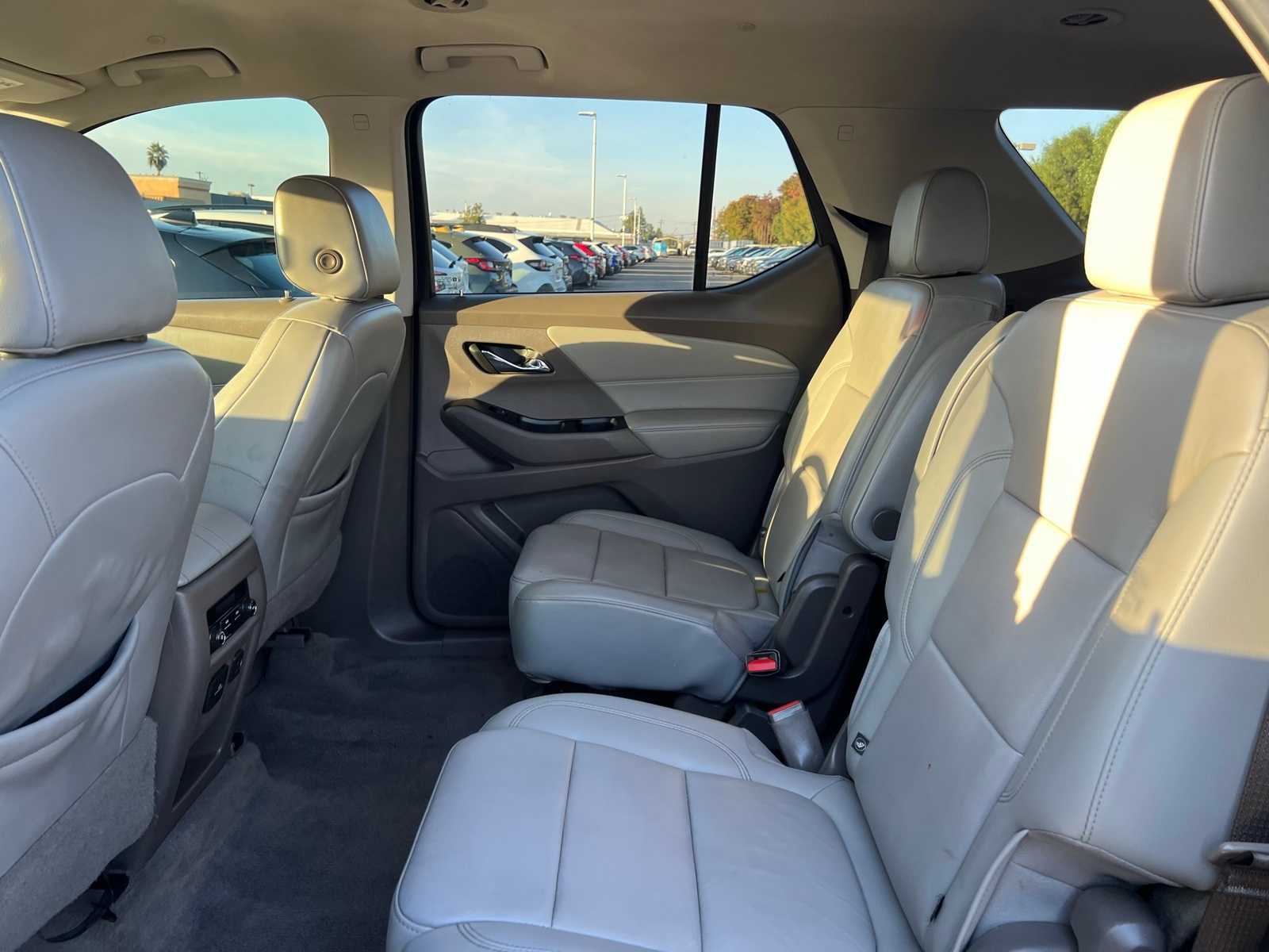 Thumbnail: 2019 Chevrolet Traverse - 19