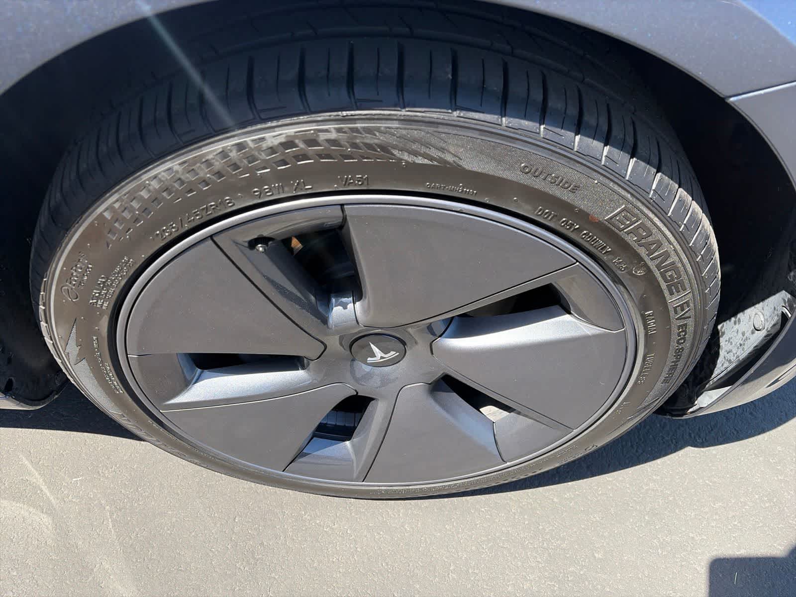 Thumbnail: 2023 Tesla Model 3 - 4