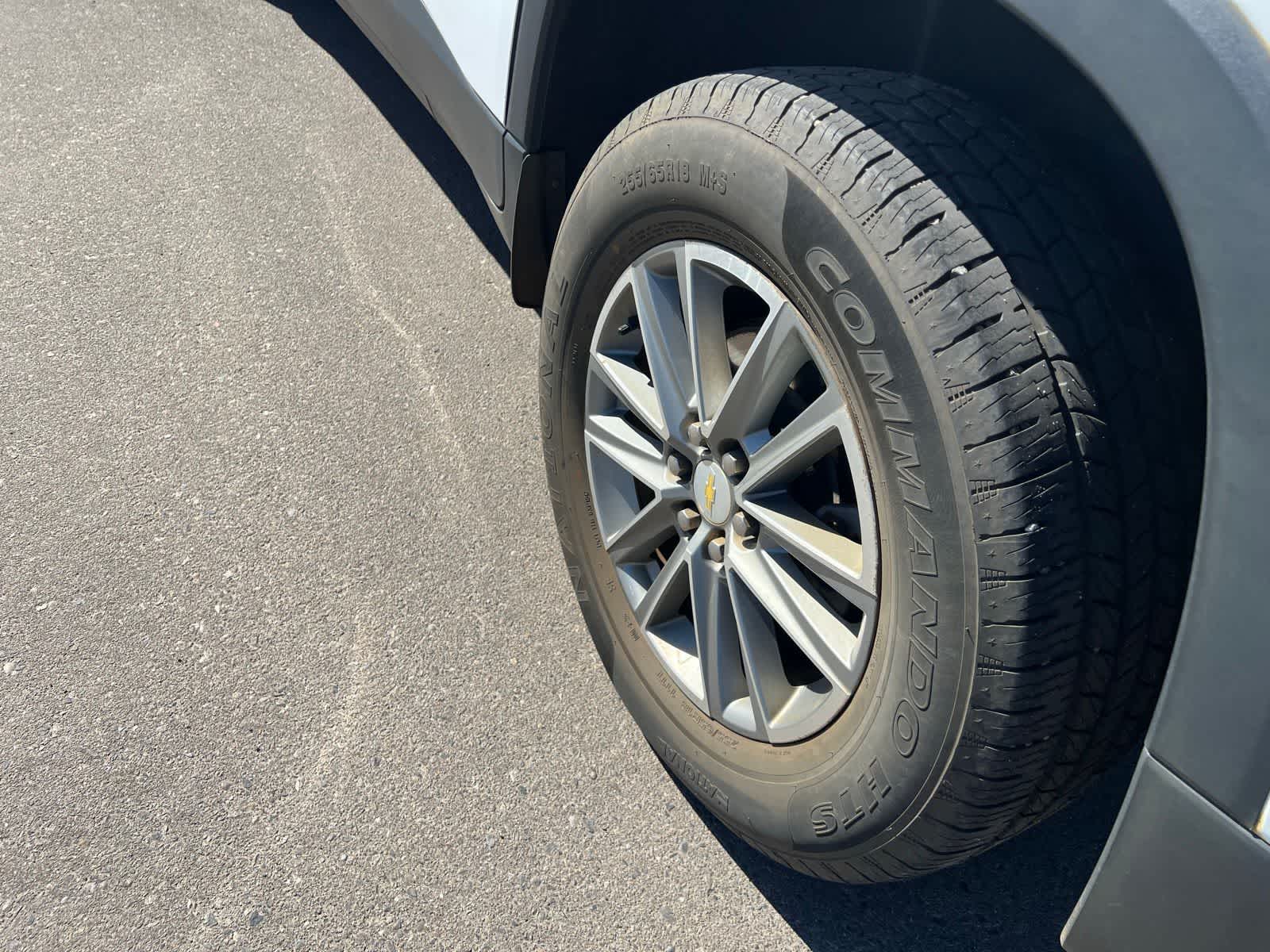 Thumbnail: 2023 Chevrolet Traverse - 17