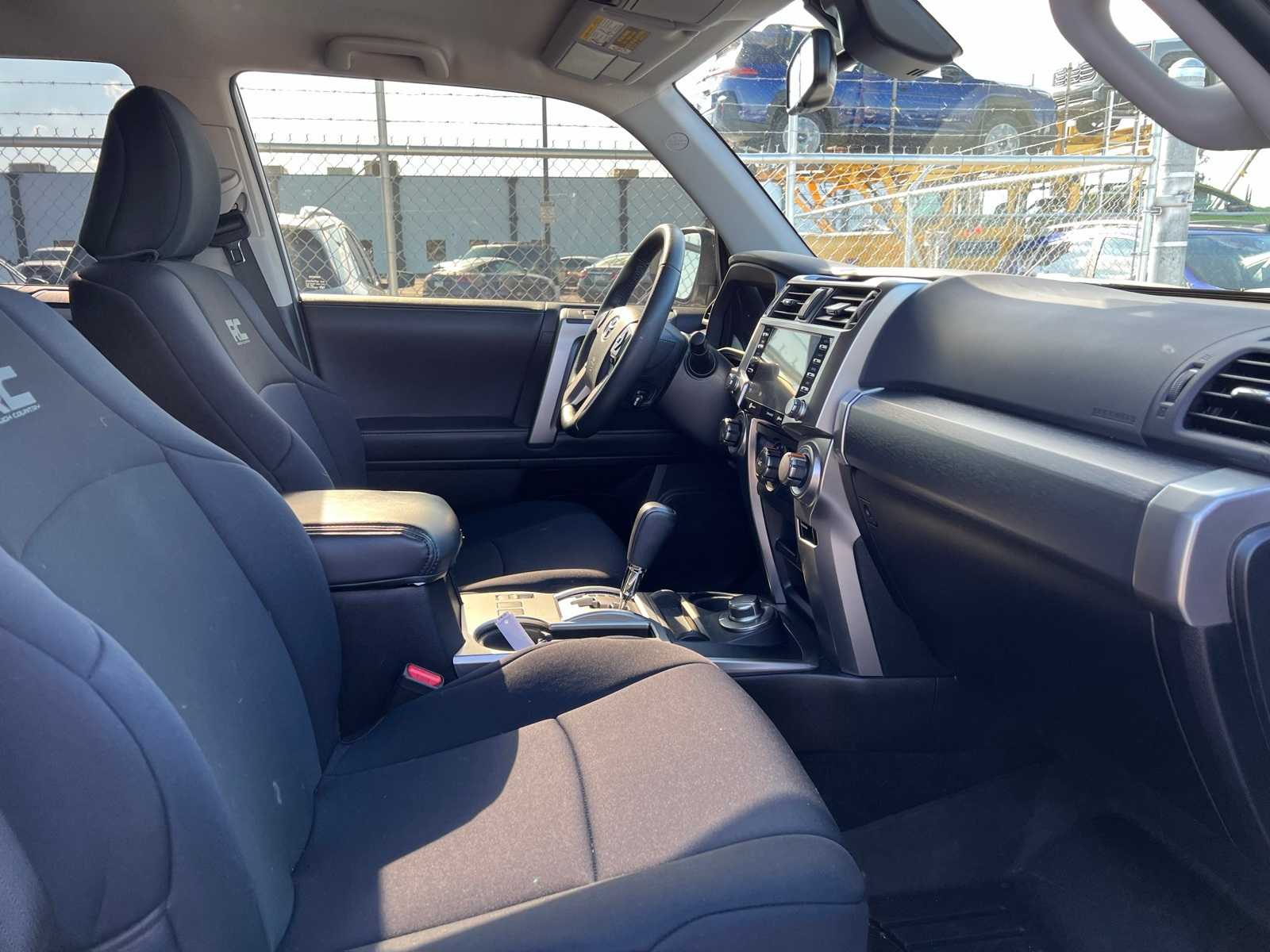 Thumbnail: 2024 Toyota 4Runner - 25