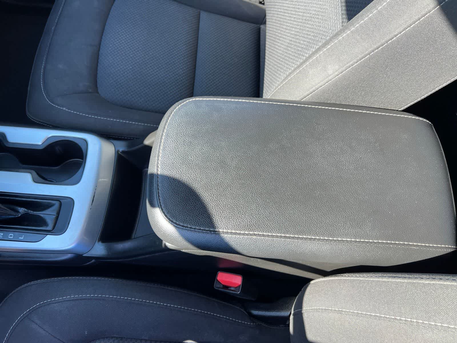 Thumbnail: 2022 Chevrolet Colorado - 40