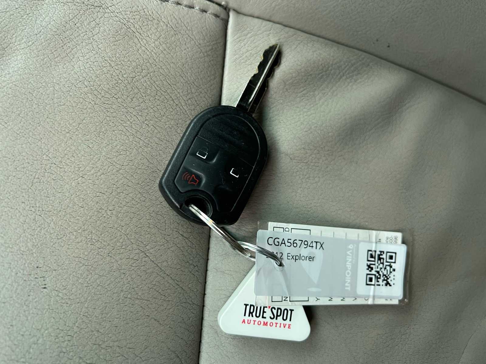 Thumbnail: 2012 Ford Explorer - 44