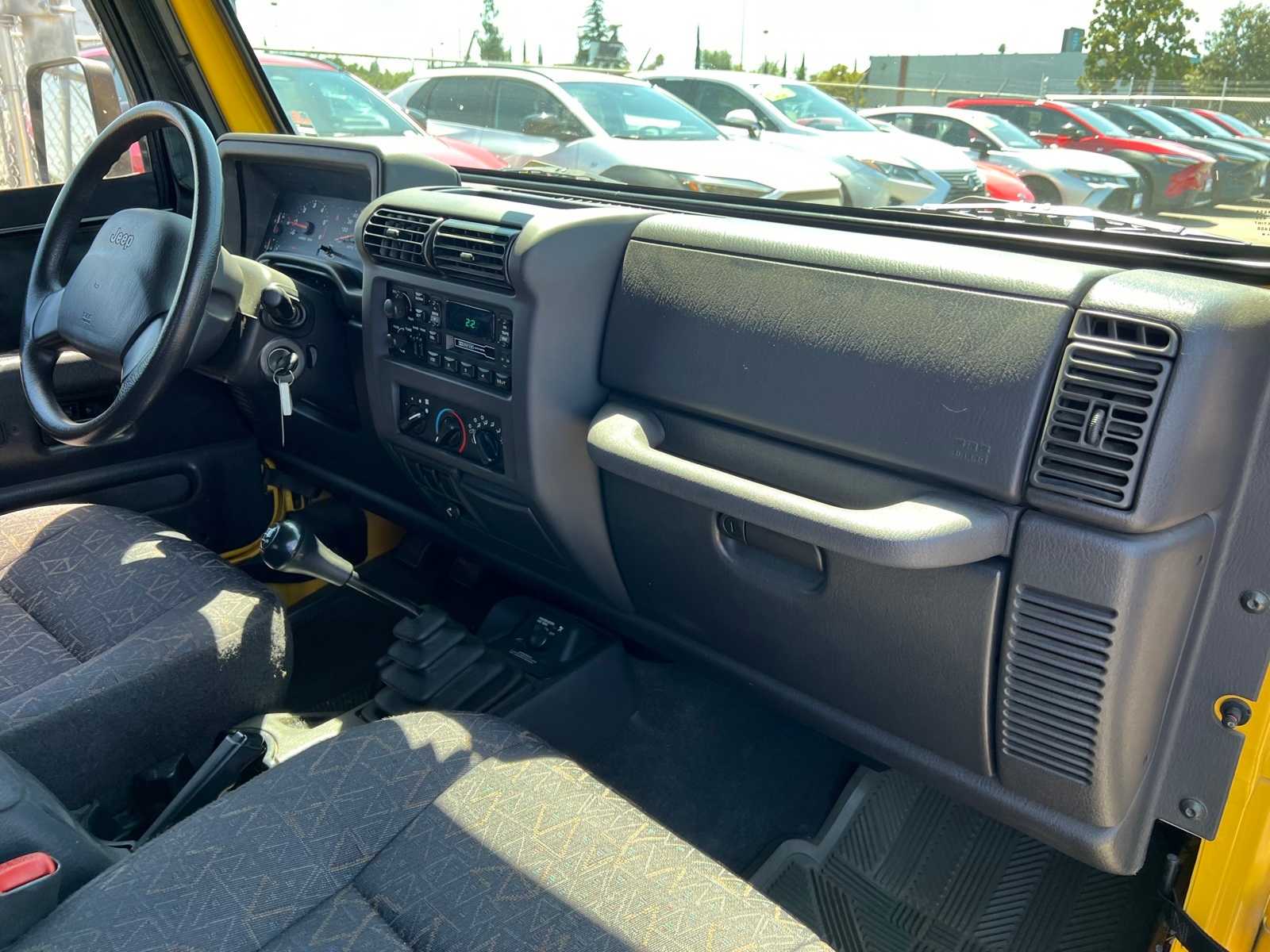 Thumbnail: 2001 Jeep Wrangler - 25