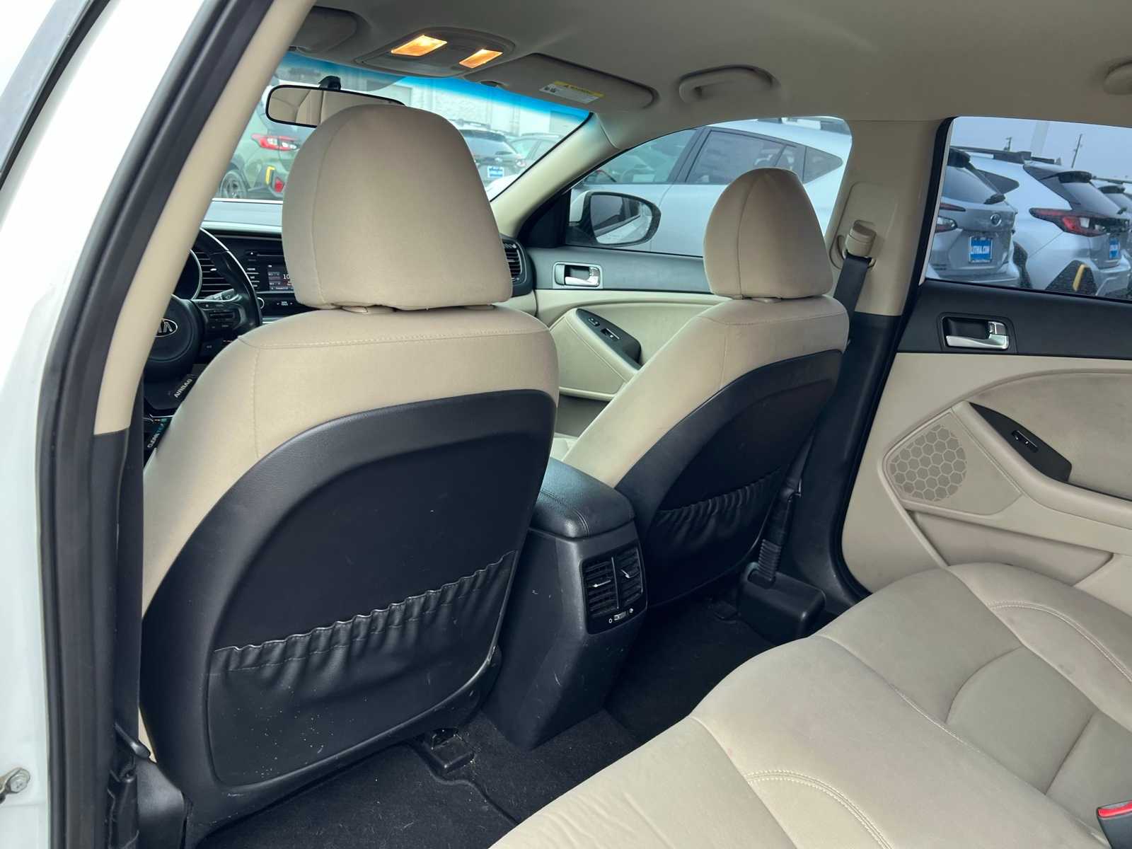 Thumbnail: 2016 Kia Optima - 17