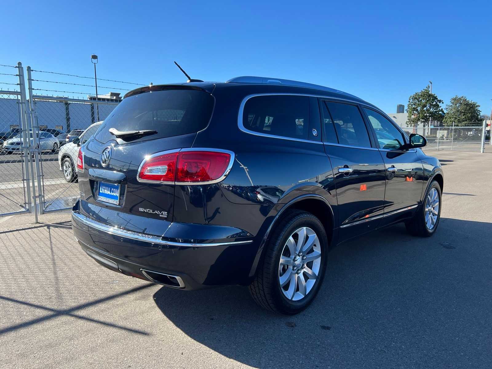 Thumbnail: 2017 Buick Enclave - 9