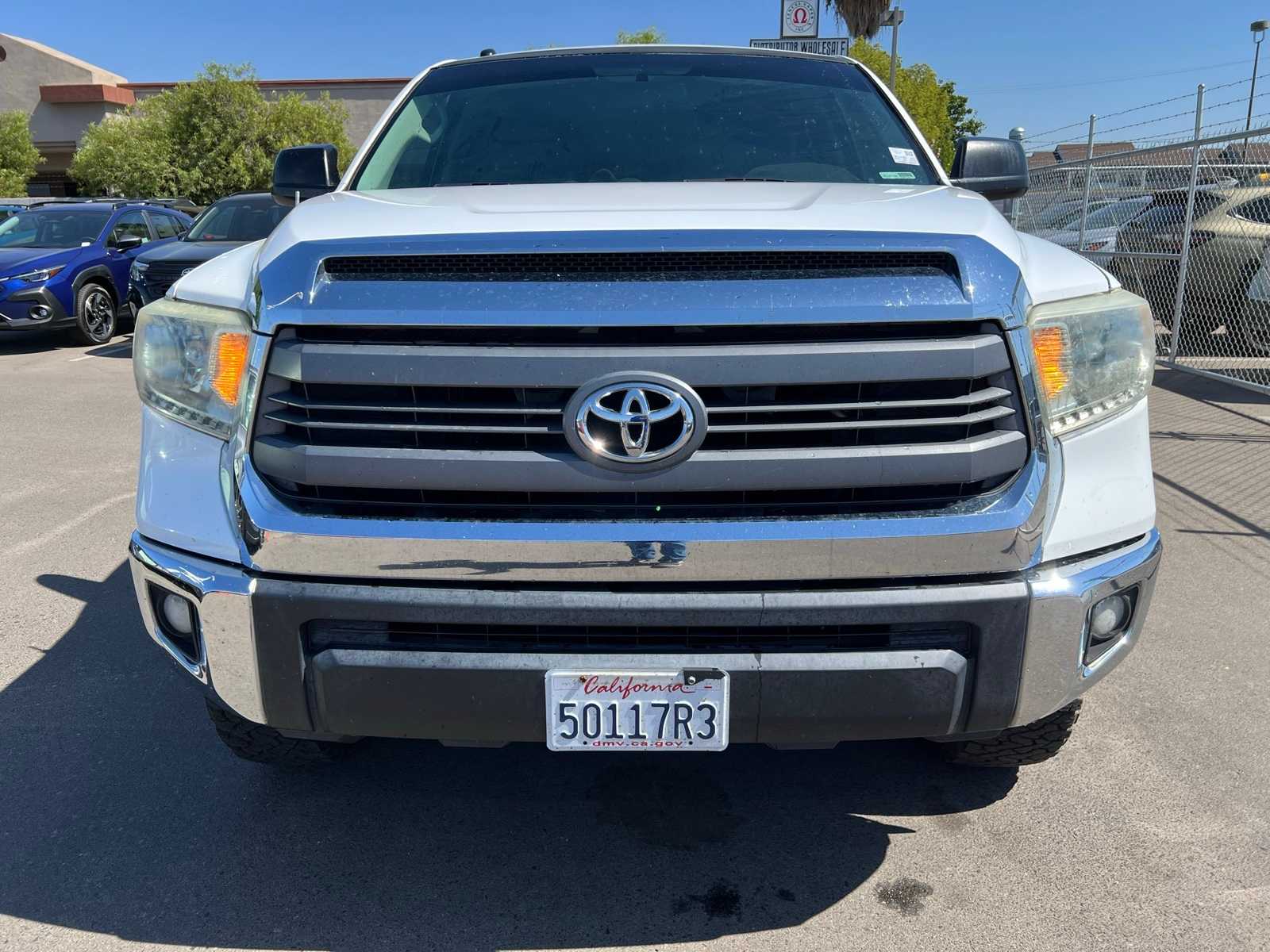 Thumbnail: 2015 Toyota Tundra - 11