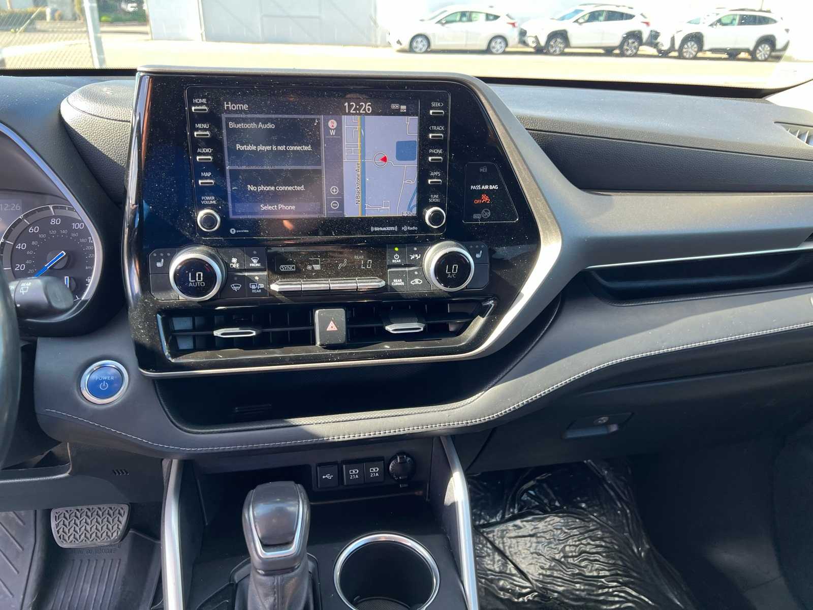 Thumbnail: 2021 Toyota Highlander - 32