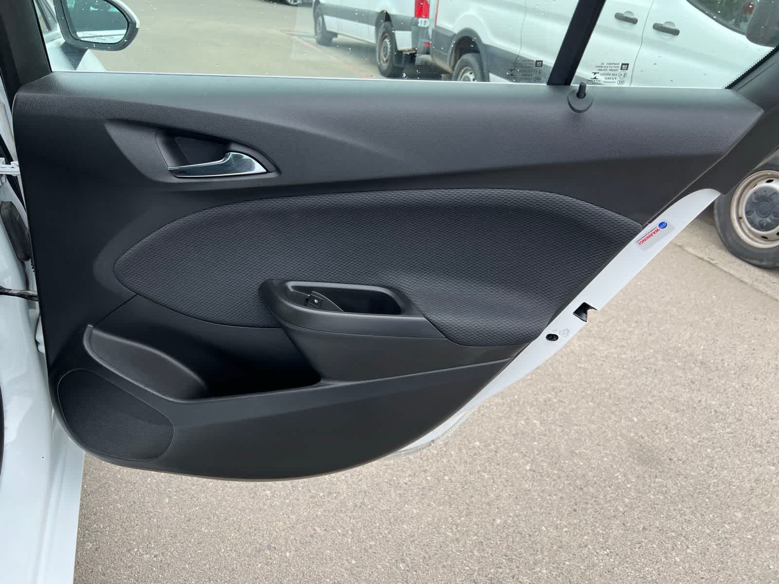 Thumbnail: 2016 Chevrolet Cruze - 24