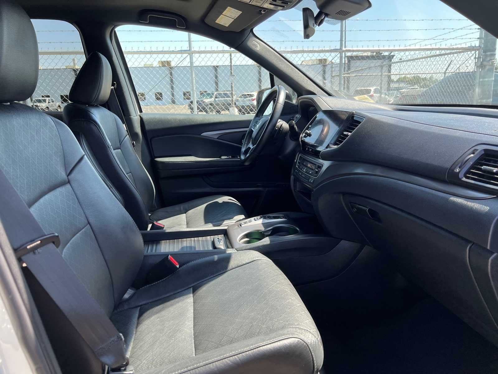 Thumbnail: 2021 Honda Passport - 26
