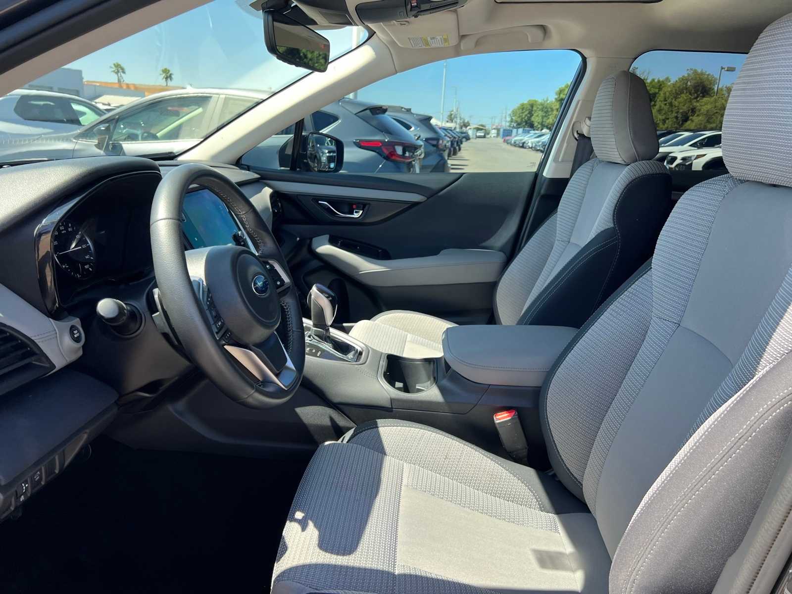 2023 Subaru Outback Premium 15