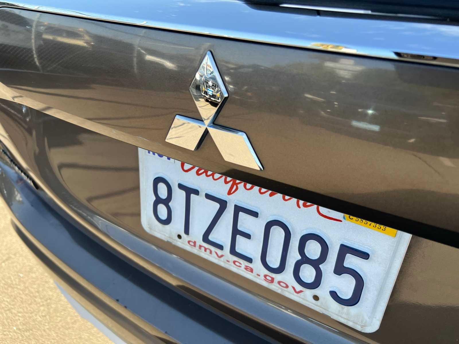 Thumbnail: 2018 Mitsubishi Outlander - 6