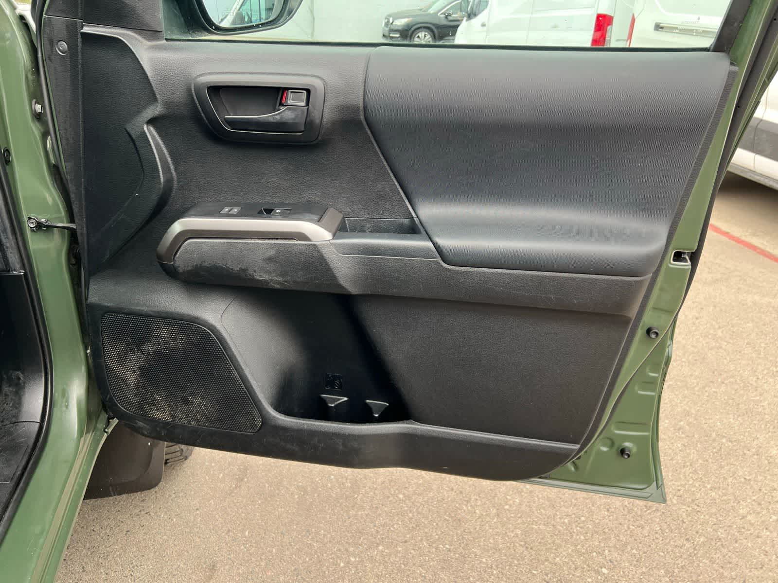 Thumbnail: 2021 Toyota Tacoma - 28