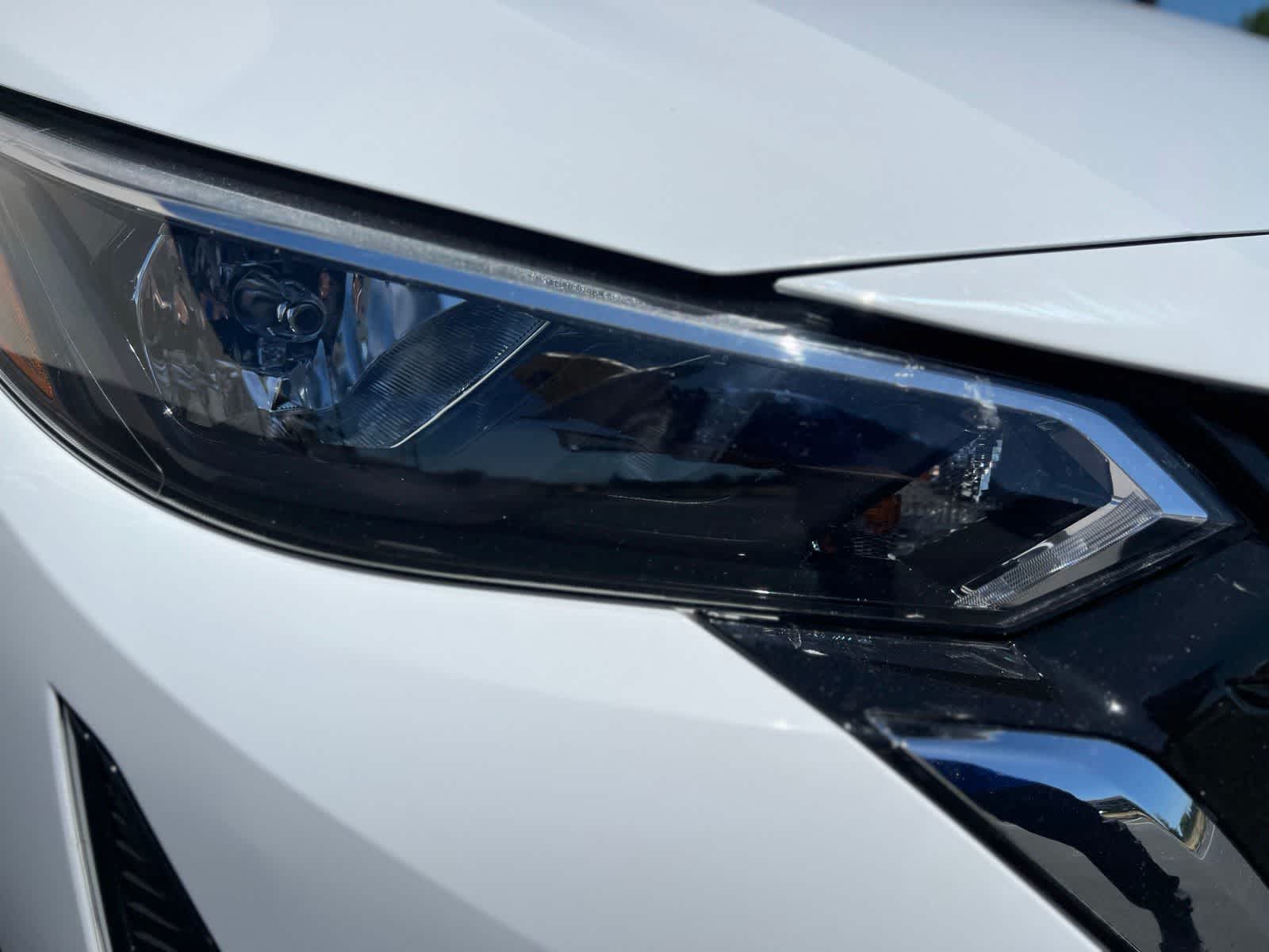Thumbnail: 2025 Nissan Sentra - 3