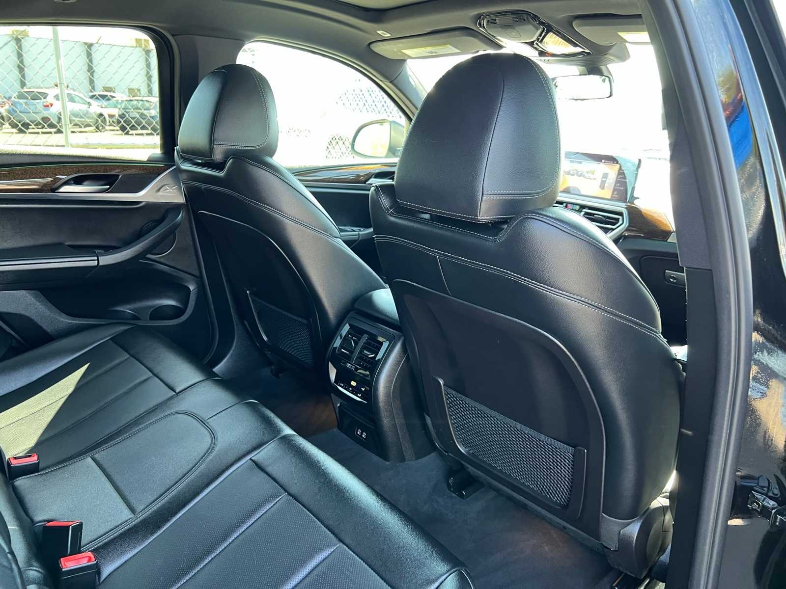 Thumbnail: 2023 BMW X4 - 22