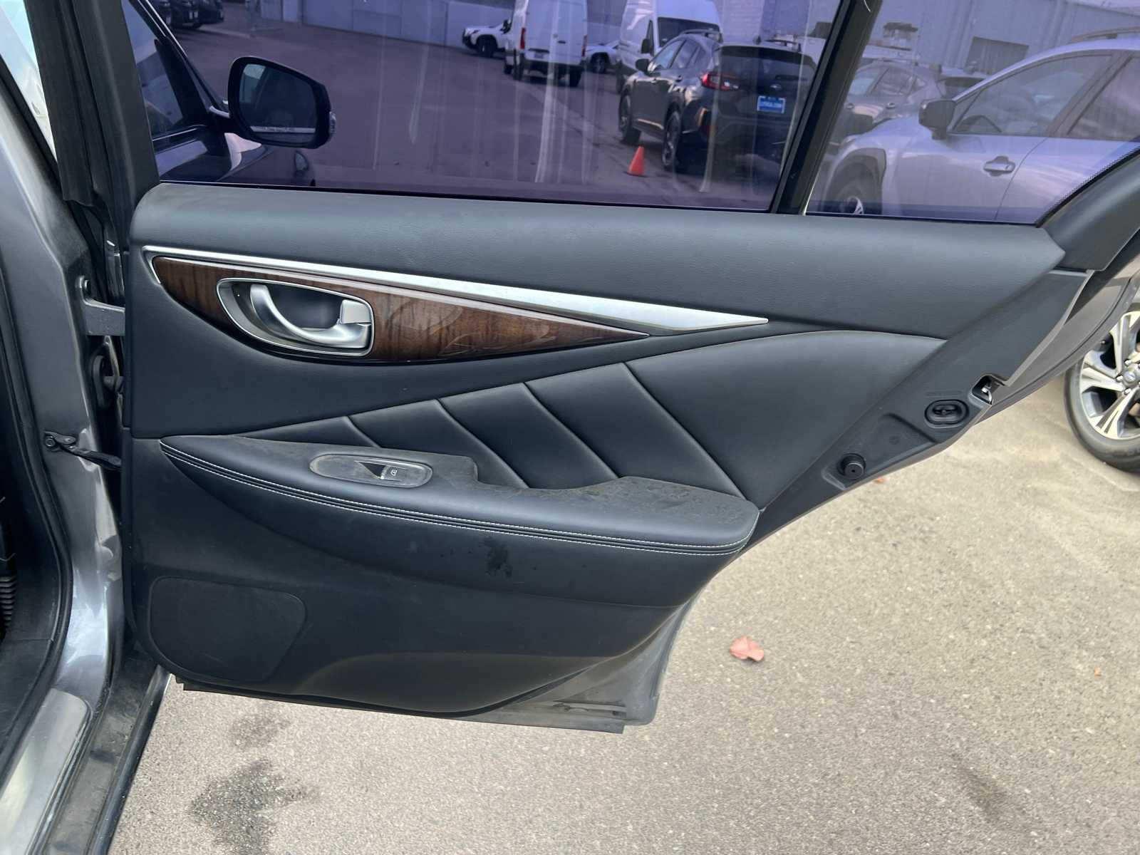 Thumbnail: 2016 INFINITI Q50 - 23