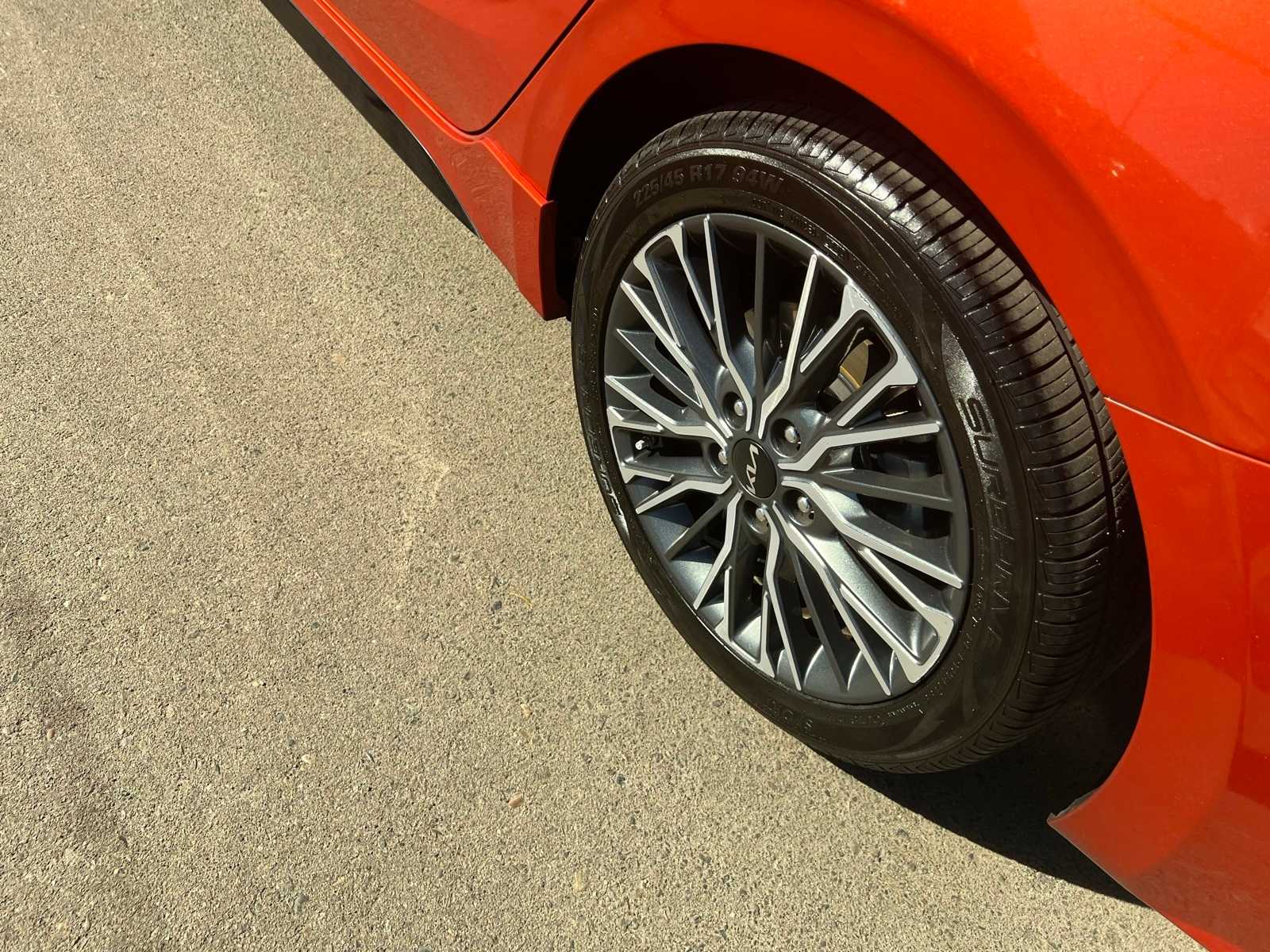 Thumbnail: 2023 Kia Forte - 16