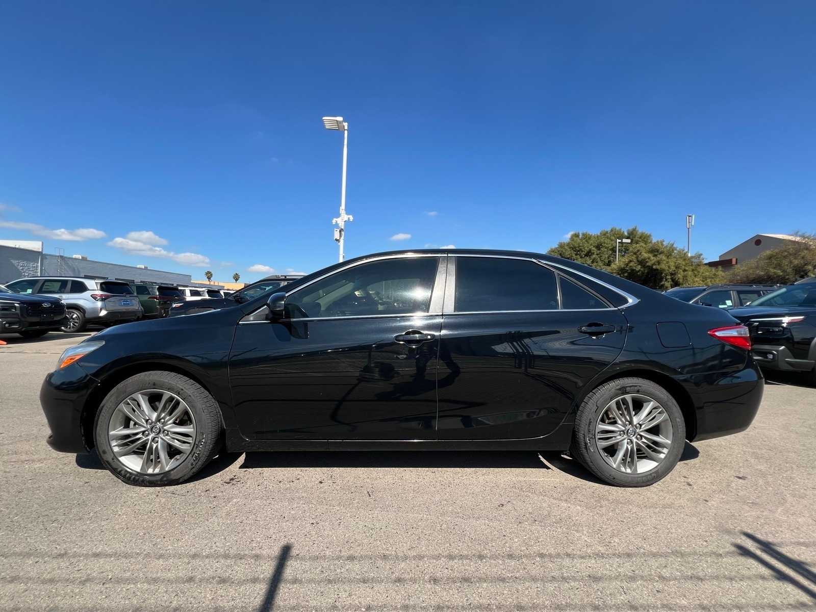 Thumbnail: 2017 Toyota Camry - 3