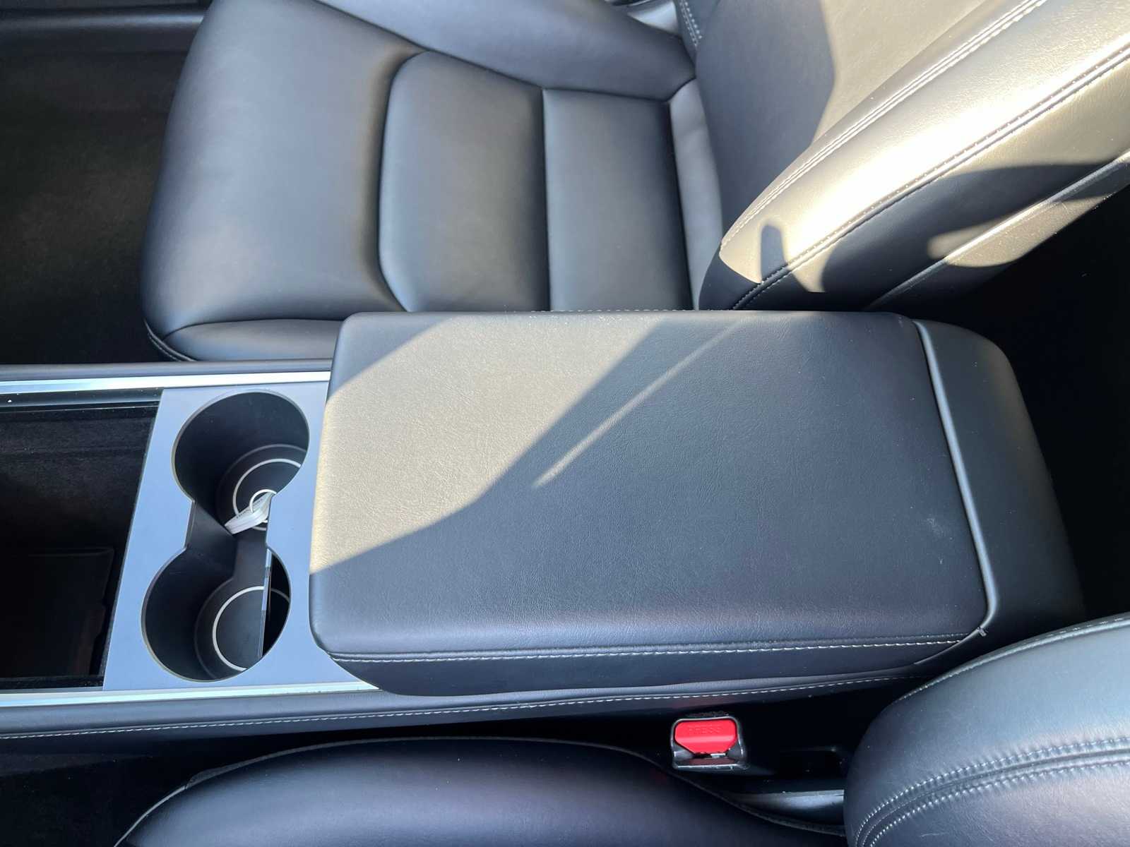 Thumbnail: 2023 Tesla Model 3 - 39