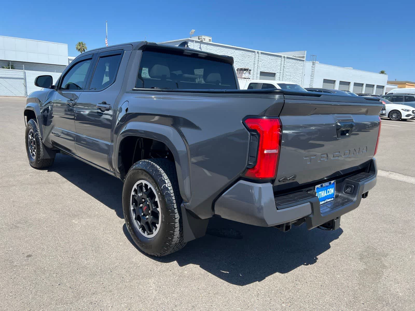 Thumbnail: 2025 Toyota Tacoma - 2