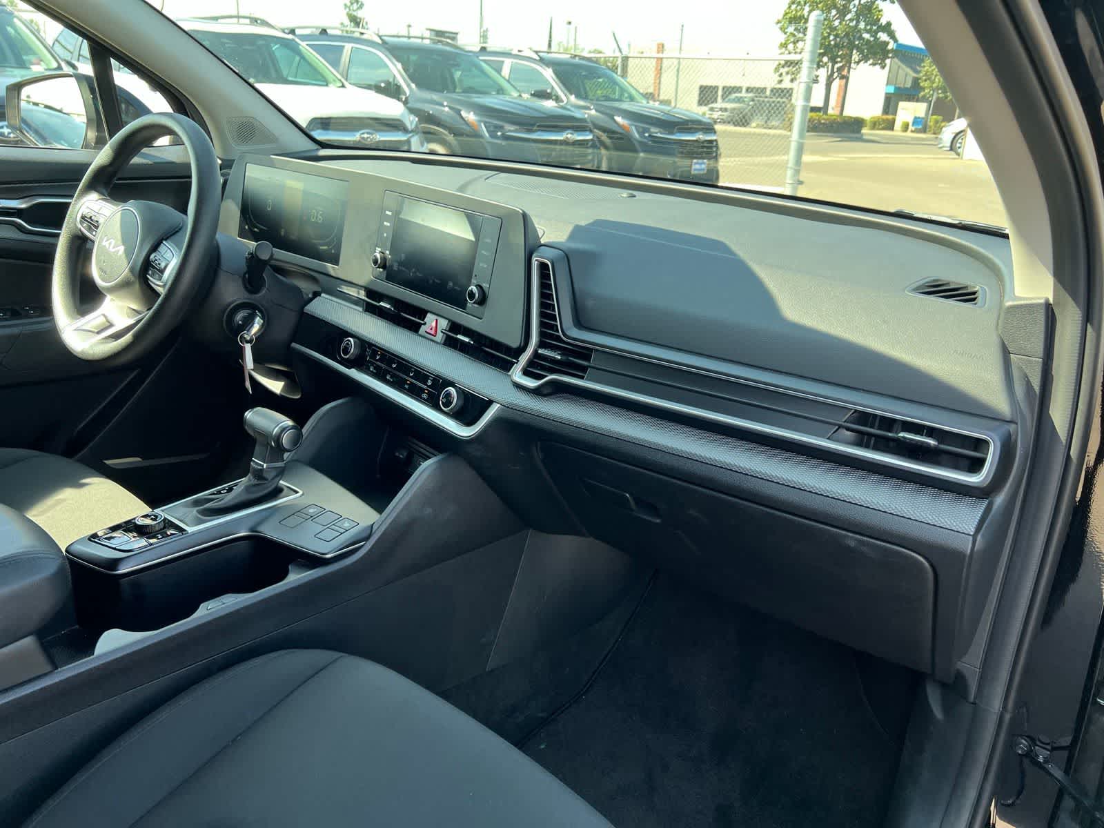 Thumbnail: 2025 Kia Sportage - 26