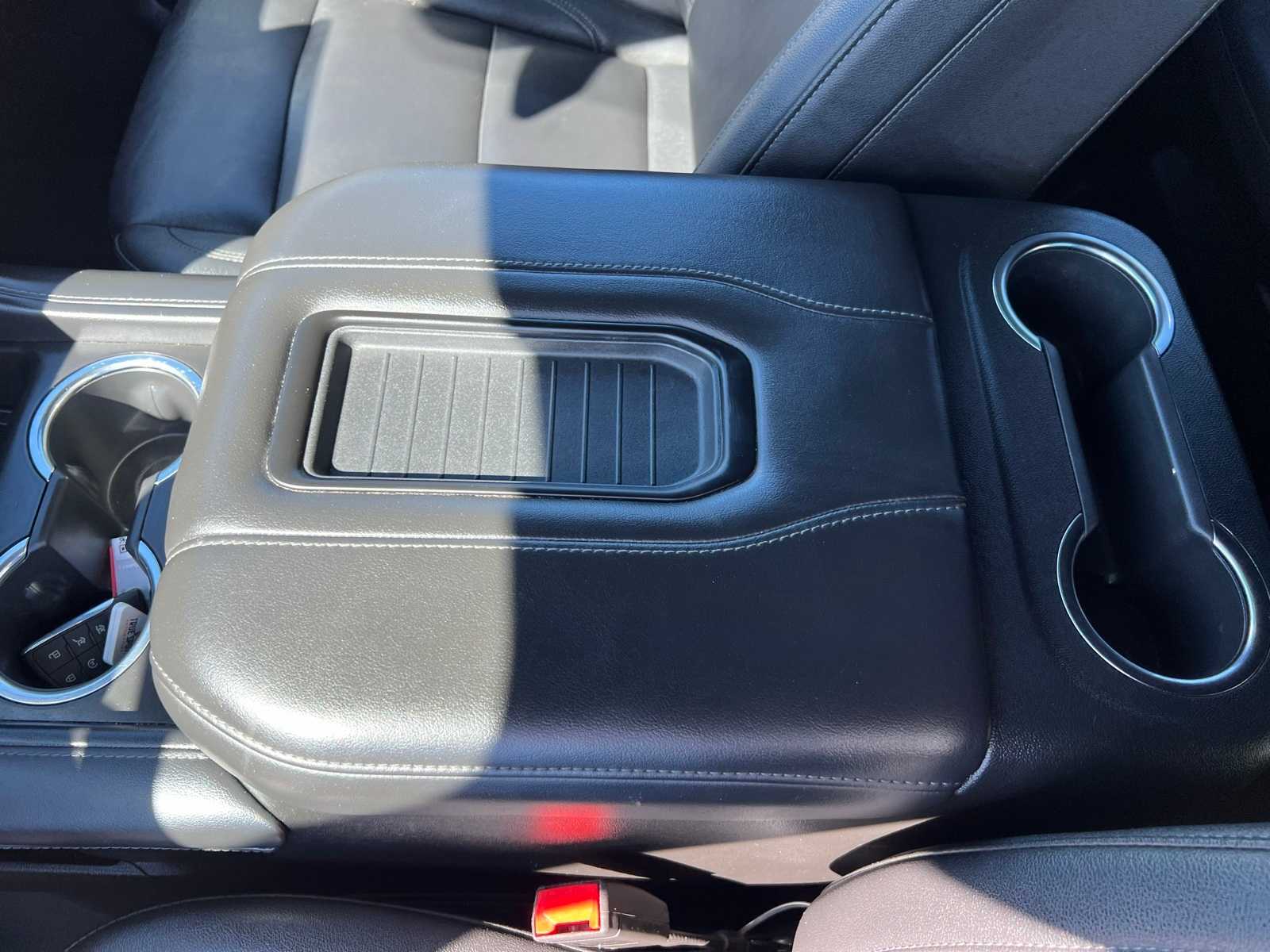 Thumbnail: 2024 Chevrolet Suburban - 39