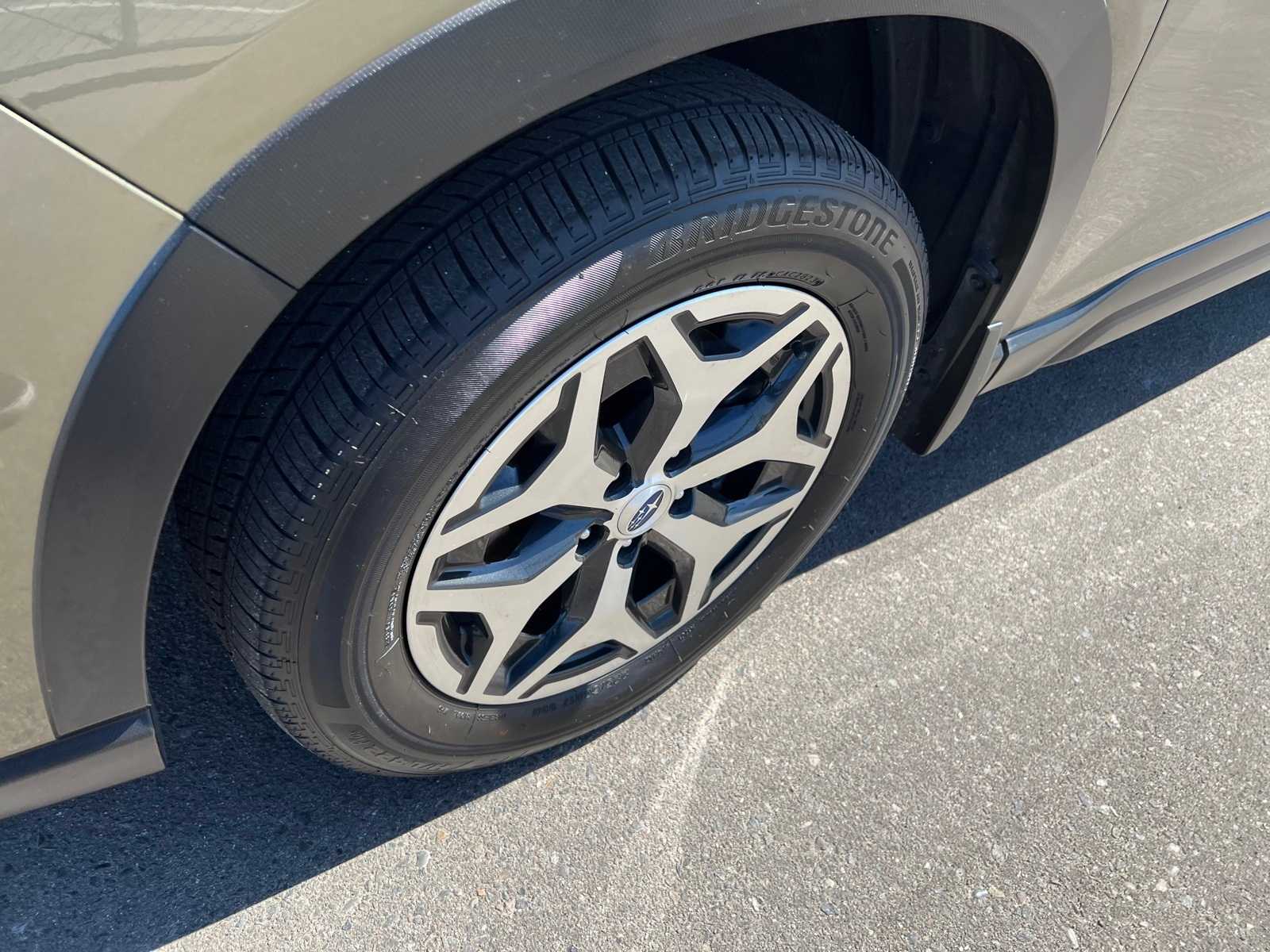 2023 Subaru Forester Premium 13