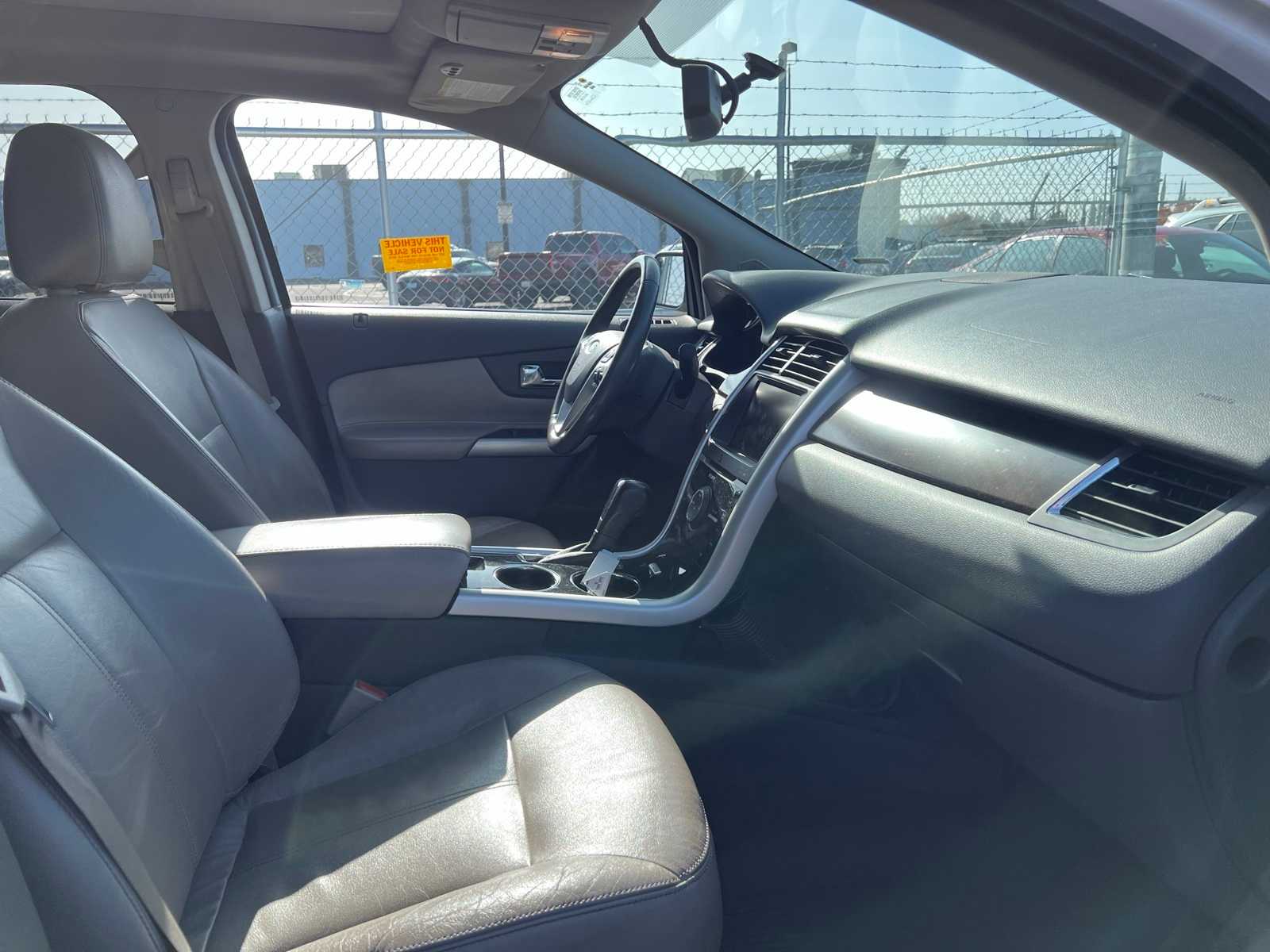 Thumbnail: 2013 Ford Edge - 27