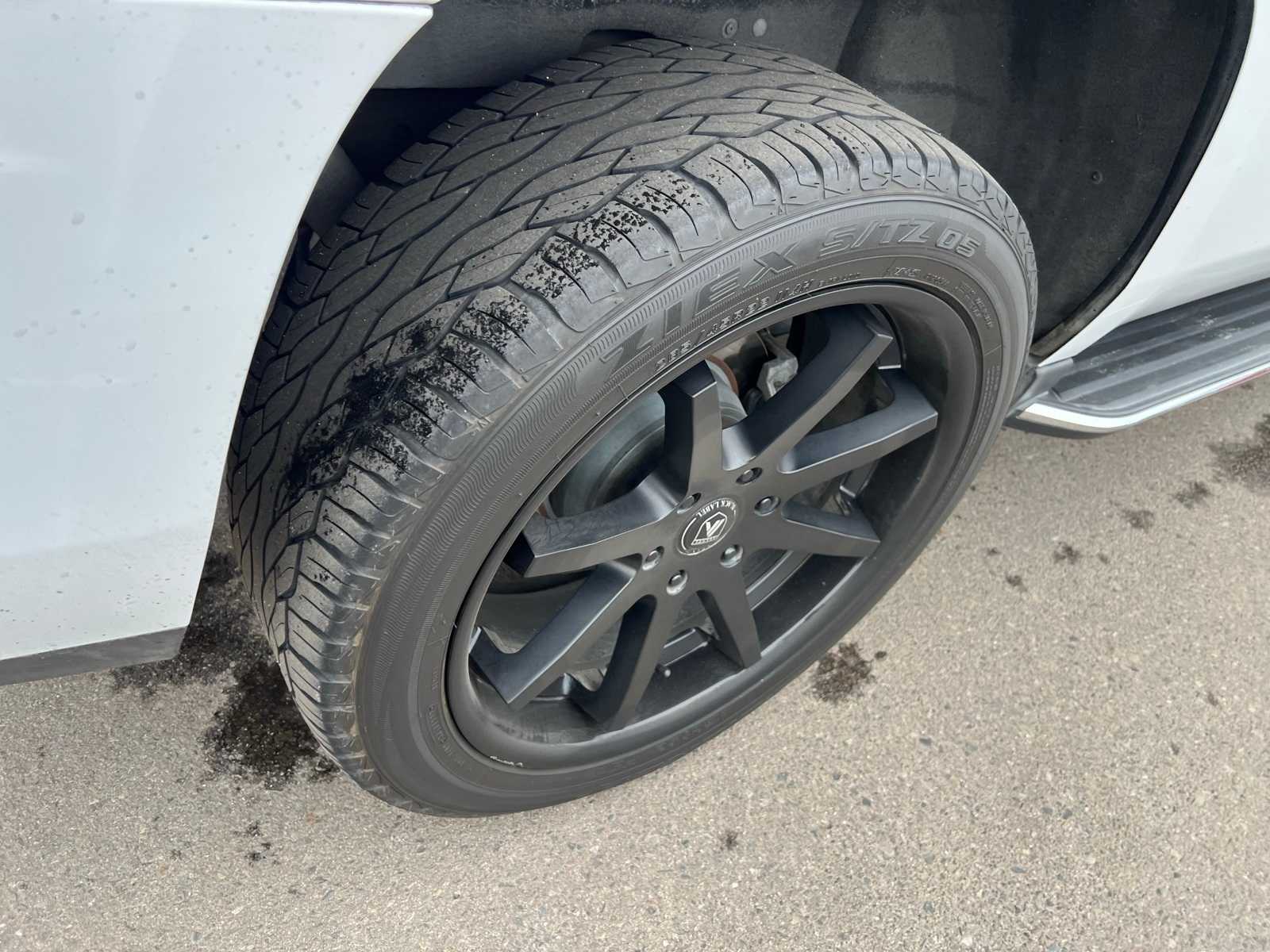 Thumbnail: 2019 GMC Yukon - 20