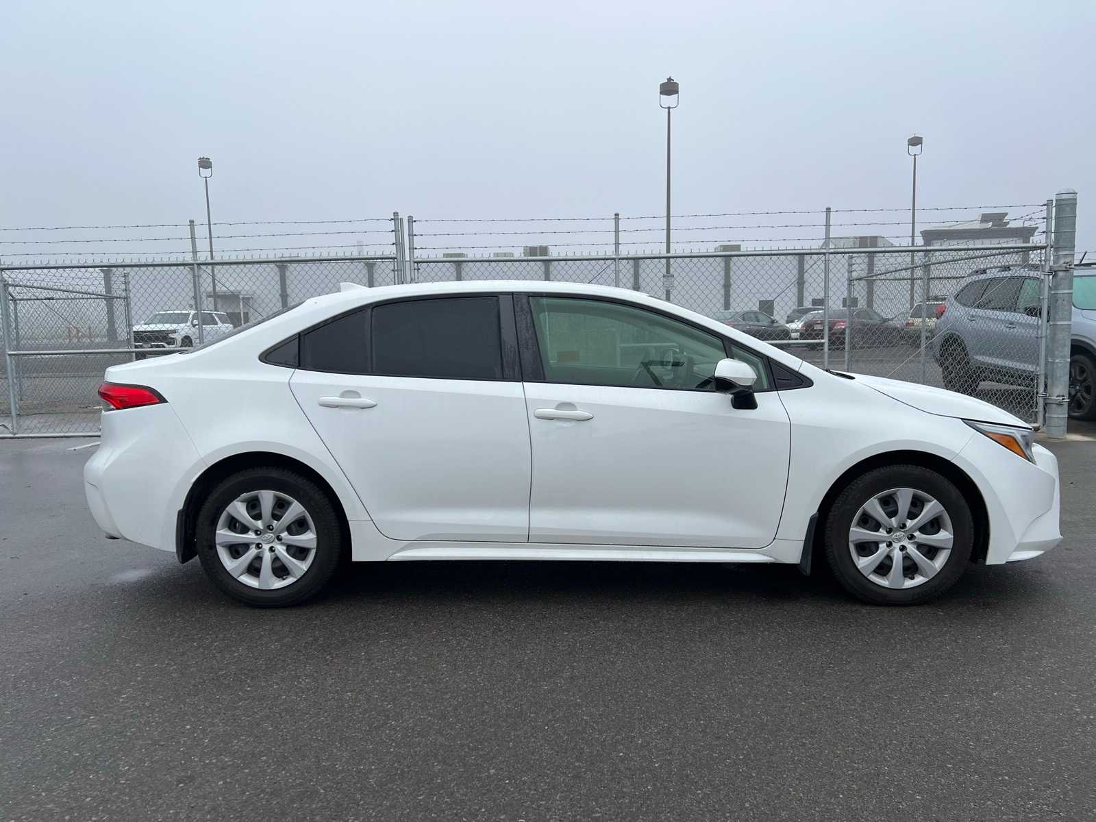 Thumbnail: 2023 Toyota Corolla - 10