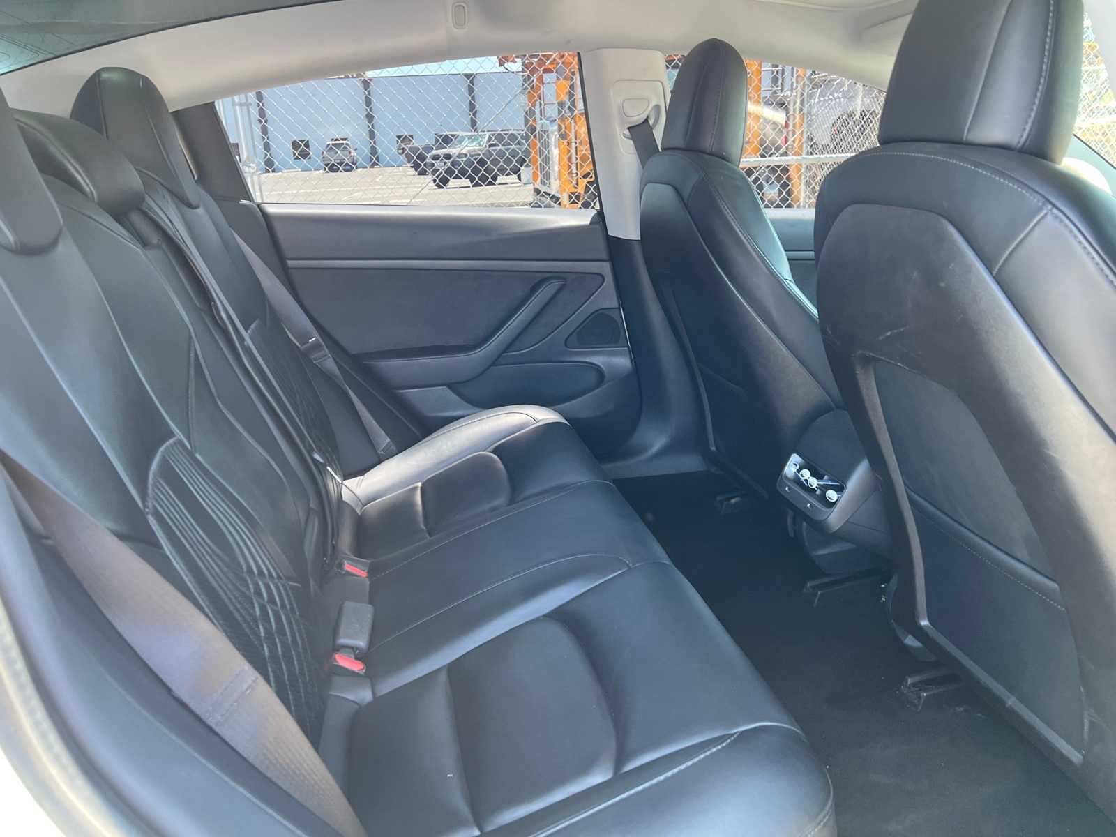 Thumbnail: 2020 Tesla Model 3 - 21