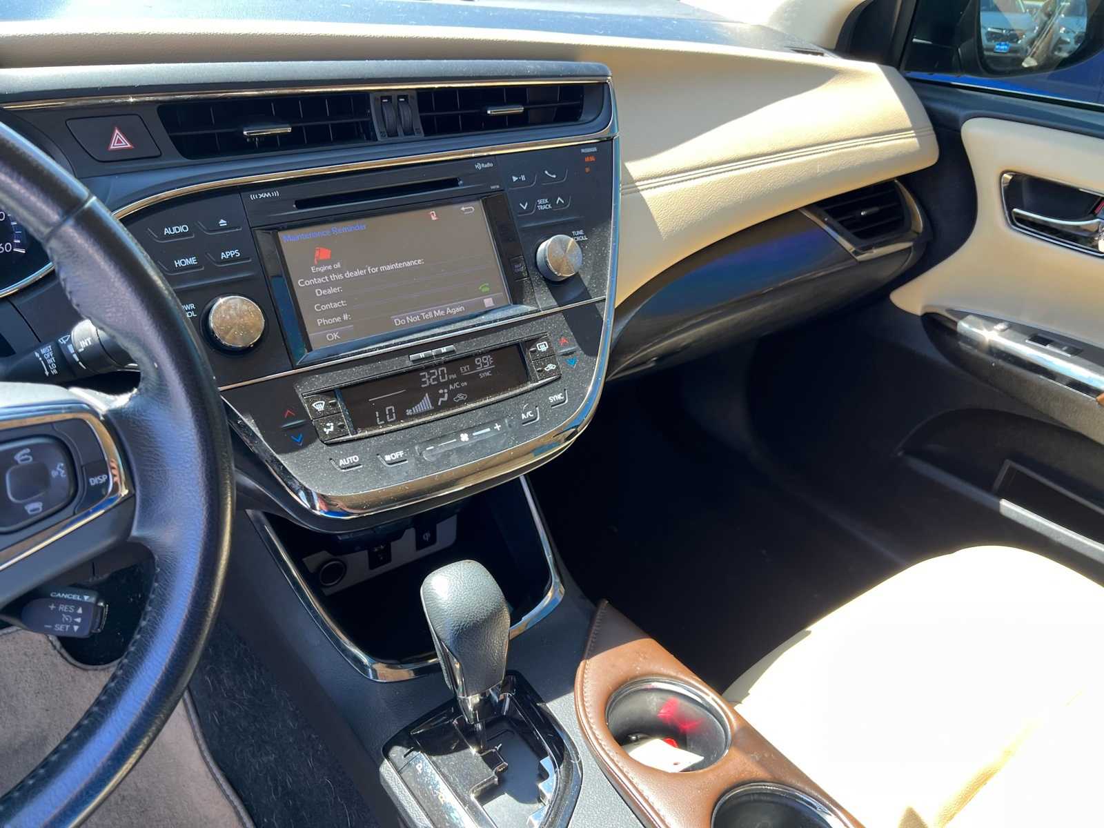 Thumbnail: 2016 Toyota Avalon - 32