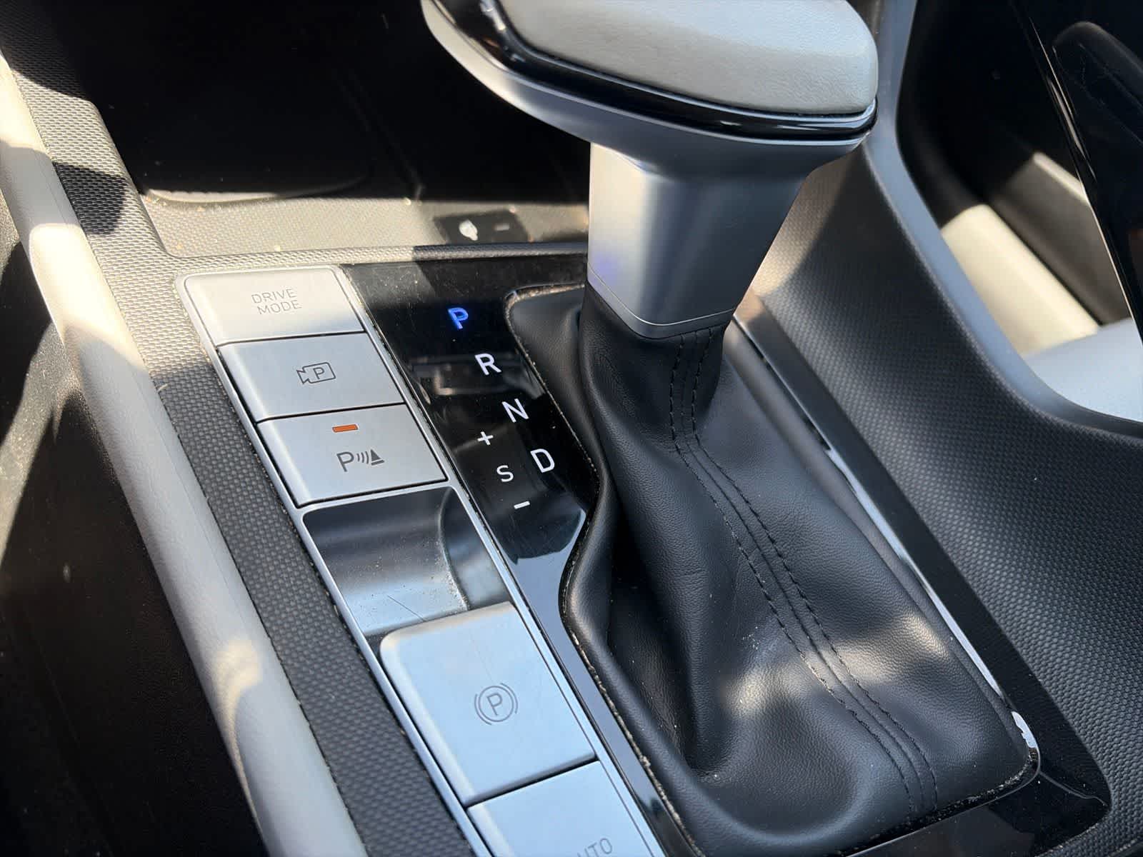 Thumbnail: 2024 Hyundai Elantra - 28