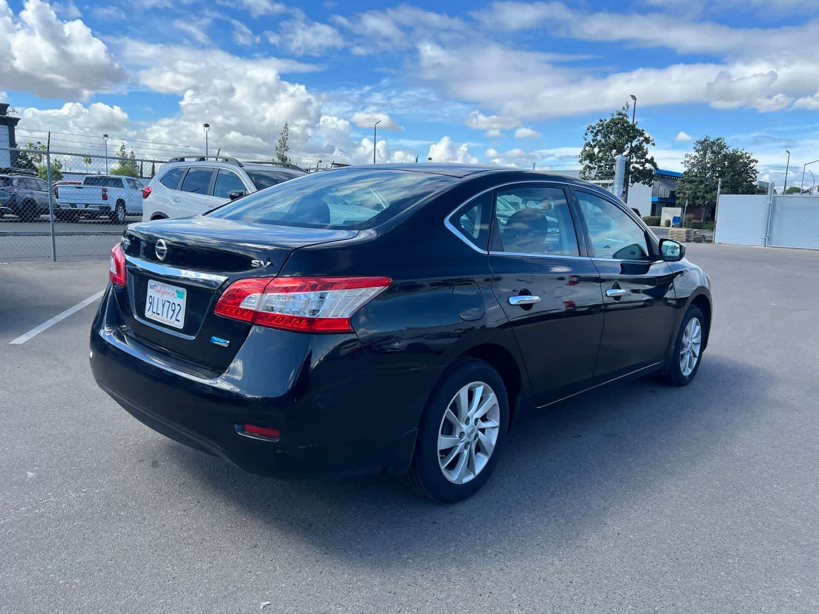 Thumbnail: 2014 Nissan Sentra - 8