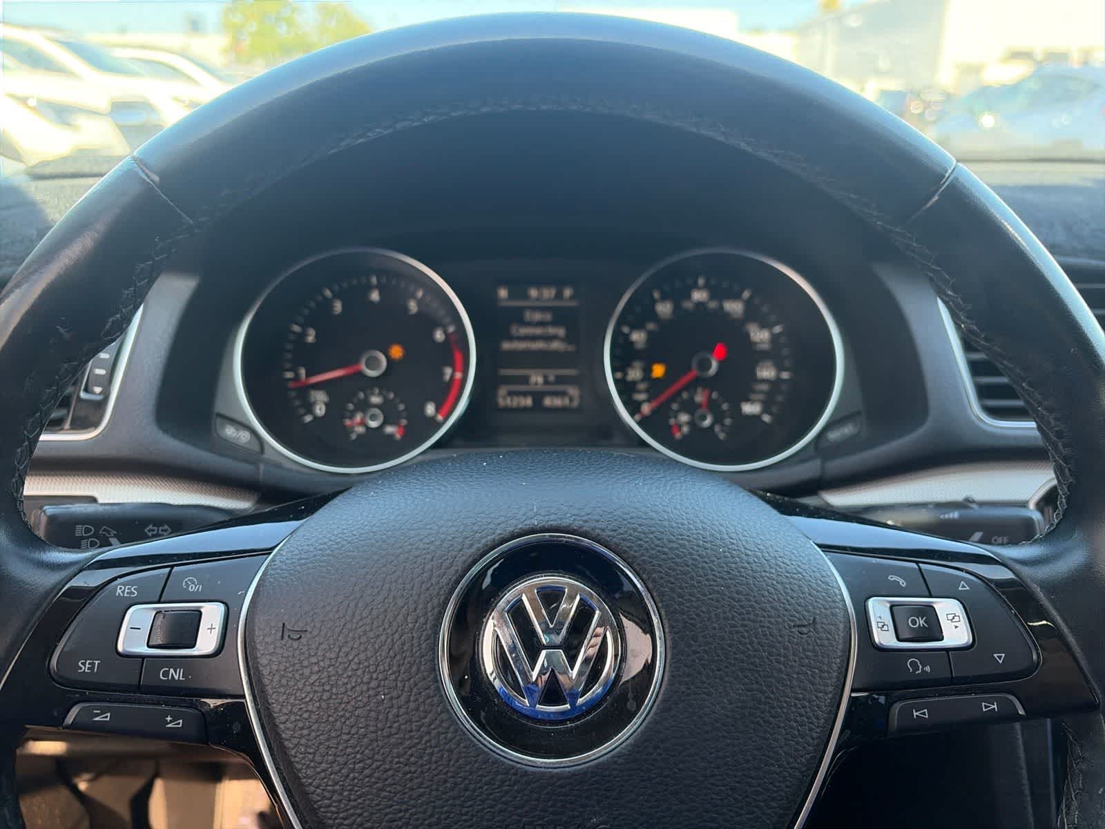 Thumbnail: 2017 Volkswagen Passat - 31