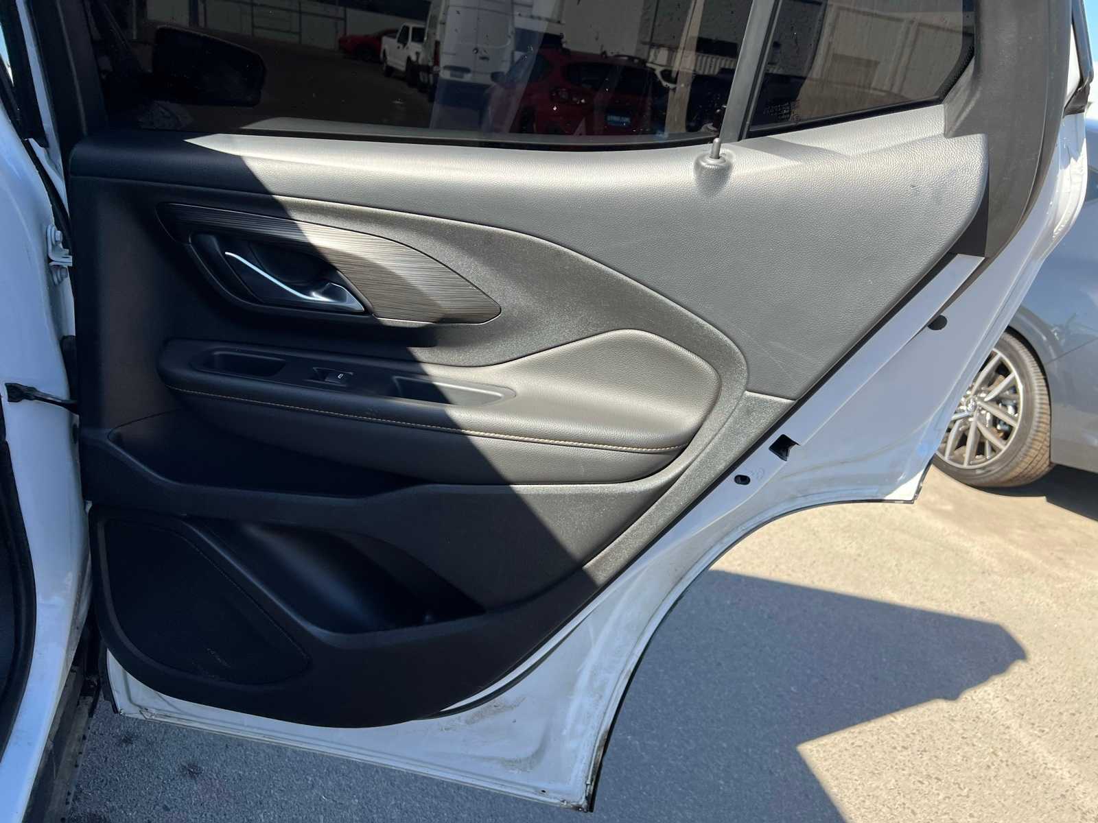 Thumbnail: 2020 GMC Terrain - 24
