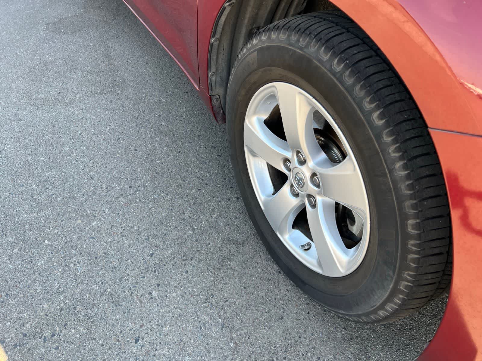 Thumbnail: 2014 Toyota Sienna - 23