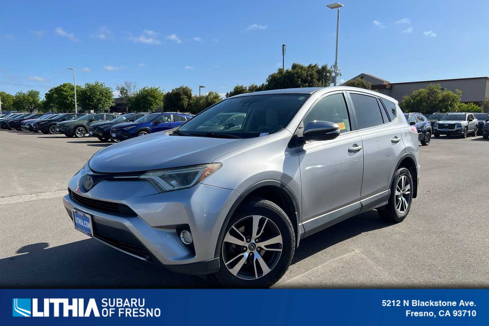 2018 Toyota RAV4 XLE -
                  Fresno, CA