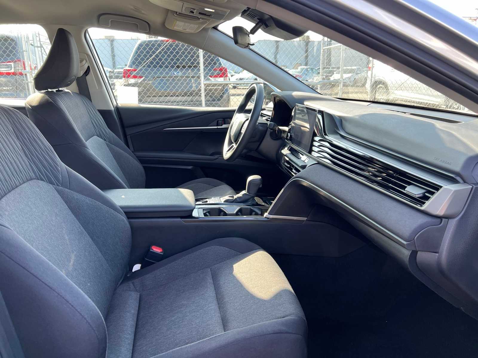 Thumbnail: 2025 Toyota Camry - 27