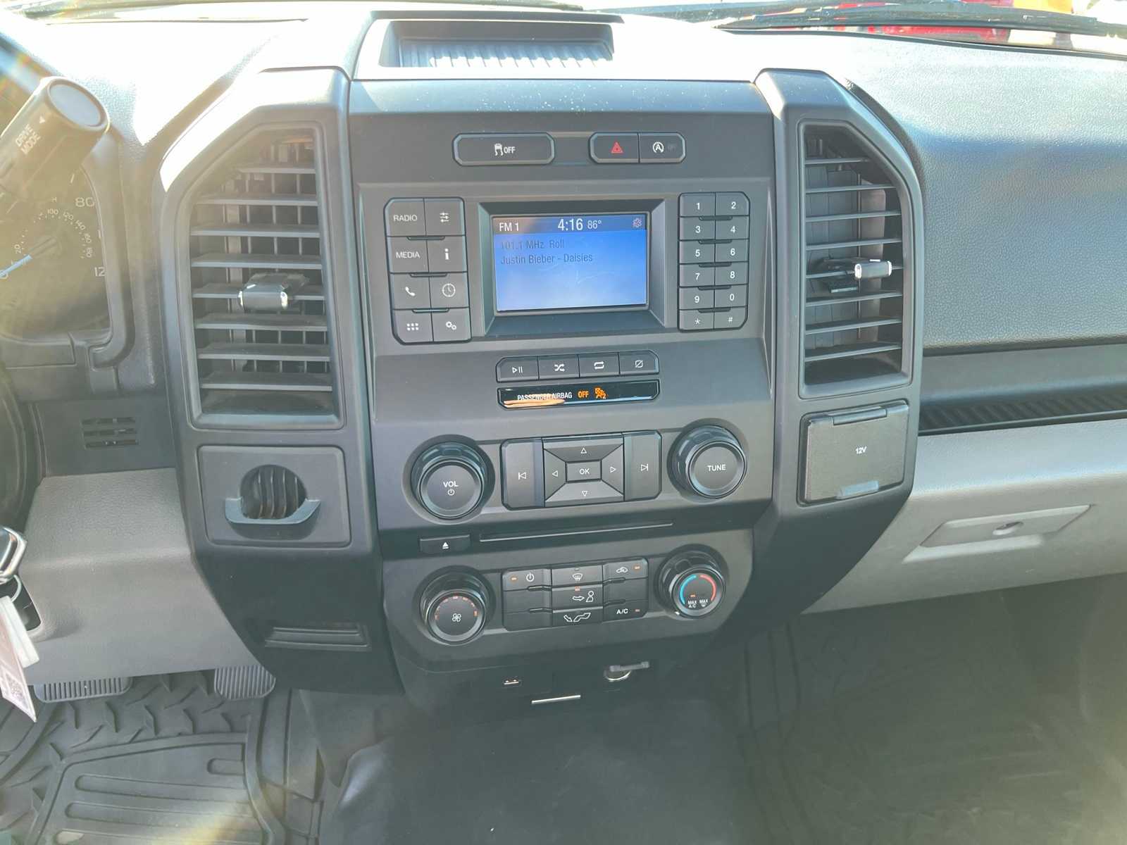 Thumbnail: 2018 Ford F-150 - 30