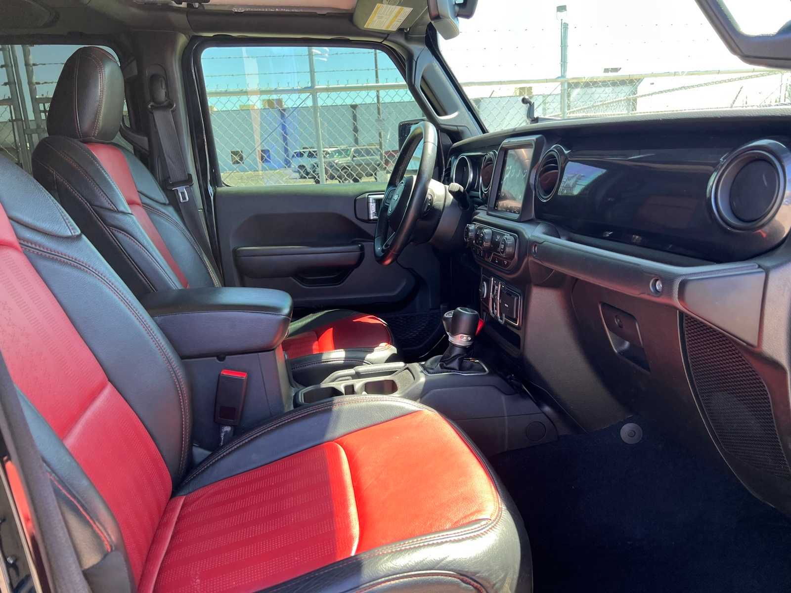 Thumbnail: 2022 Jeep Gladiator - 24