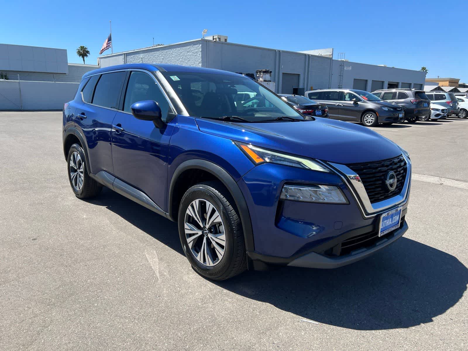 Thumbnail: 2023 Nissan Rogue - 10