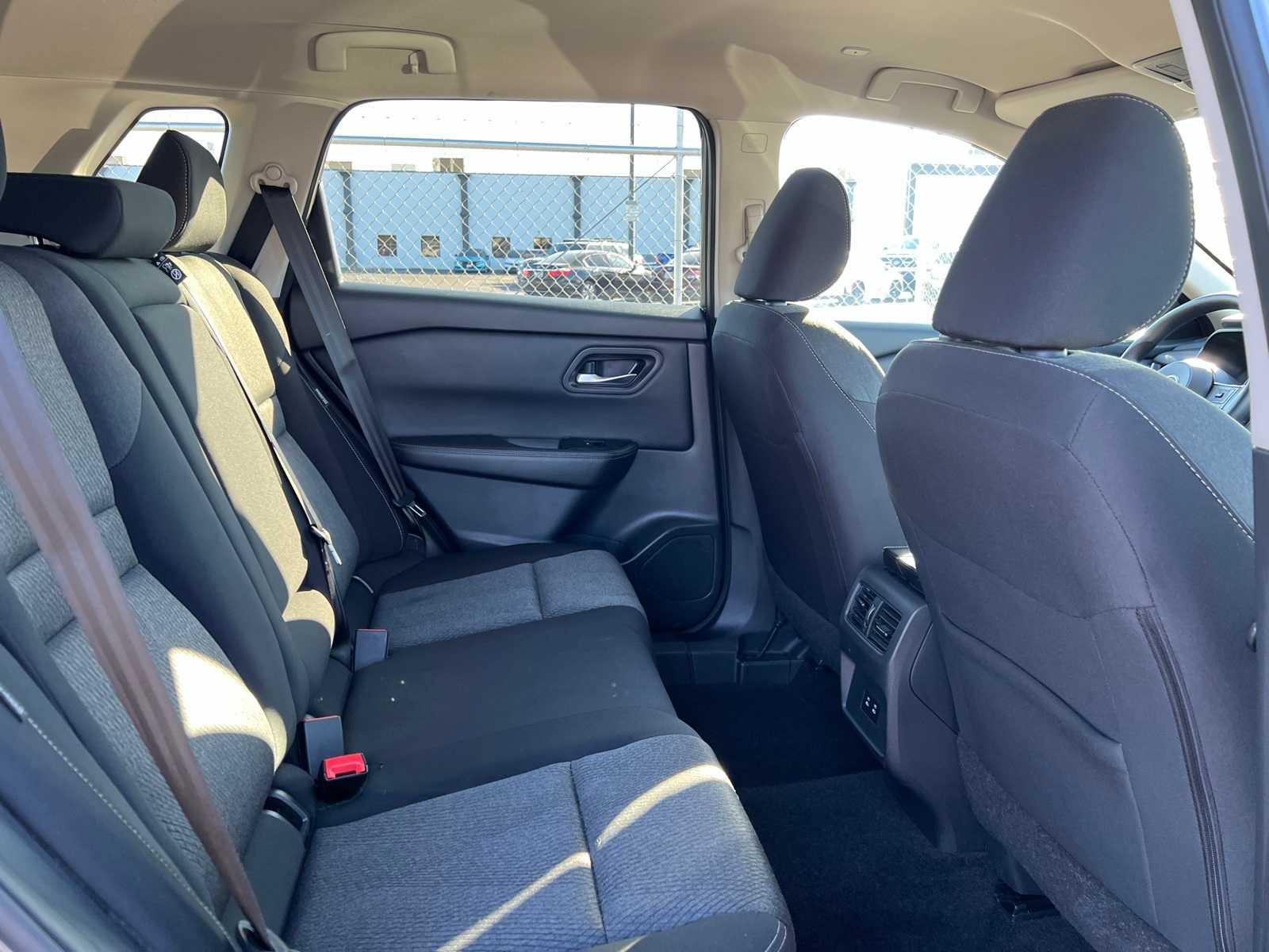 Thumbnail: 2024 Nissan Rogue - 22